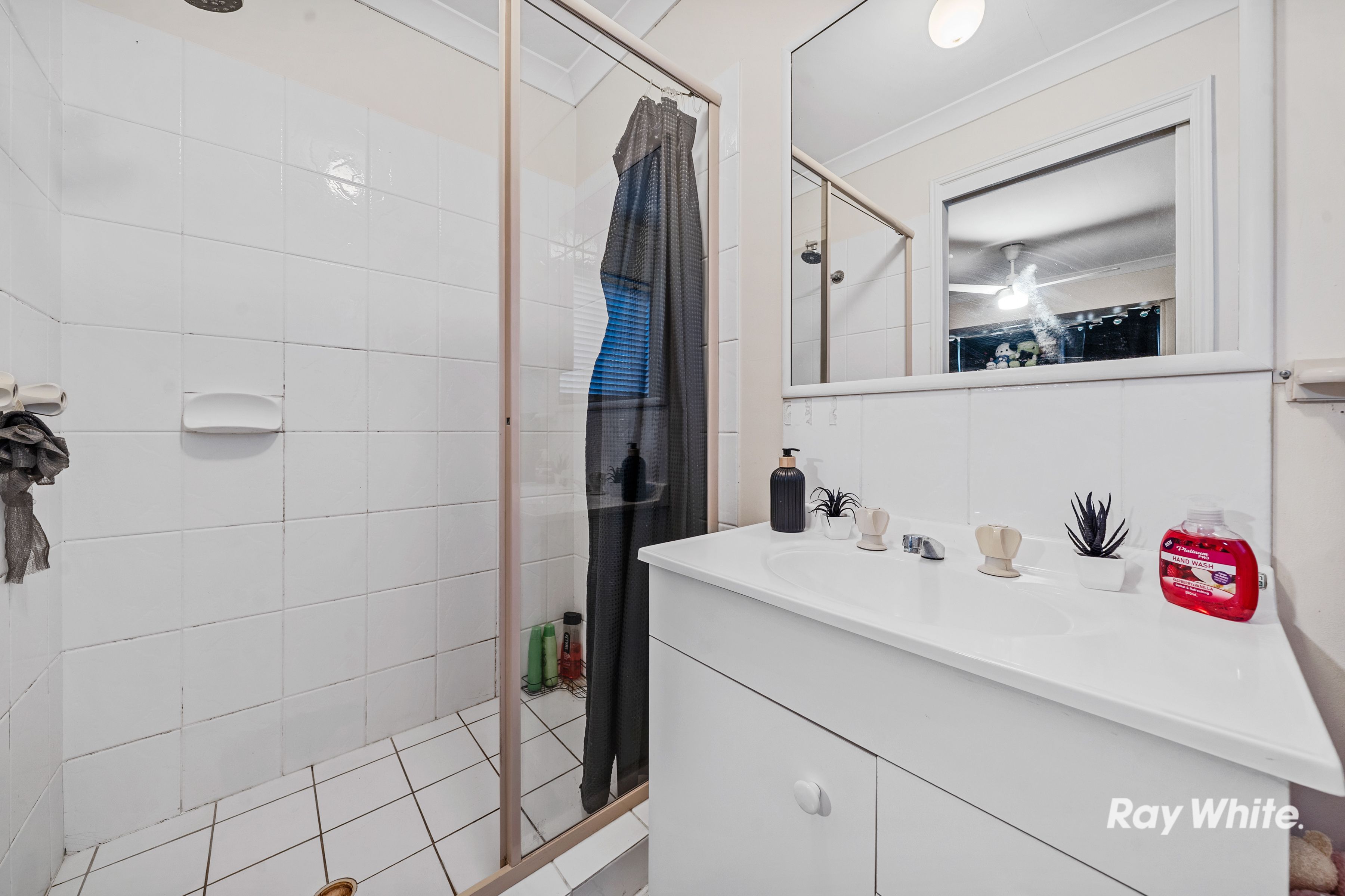 13 Jobson Place — photo 11 of 20