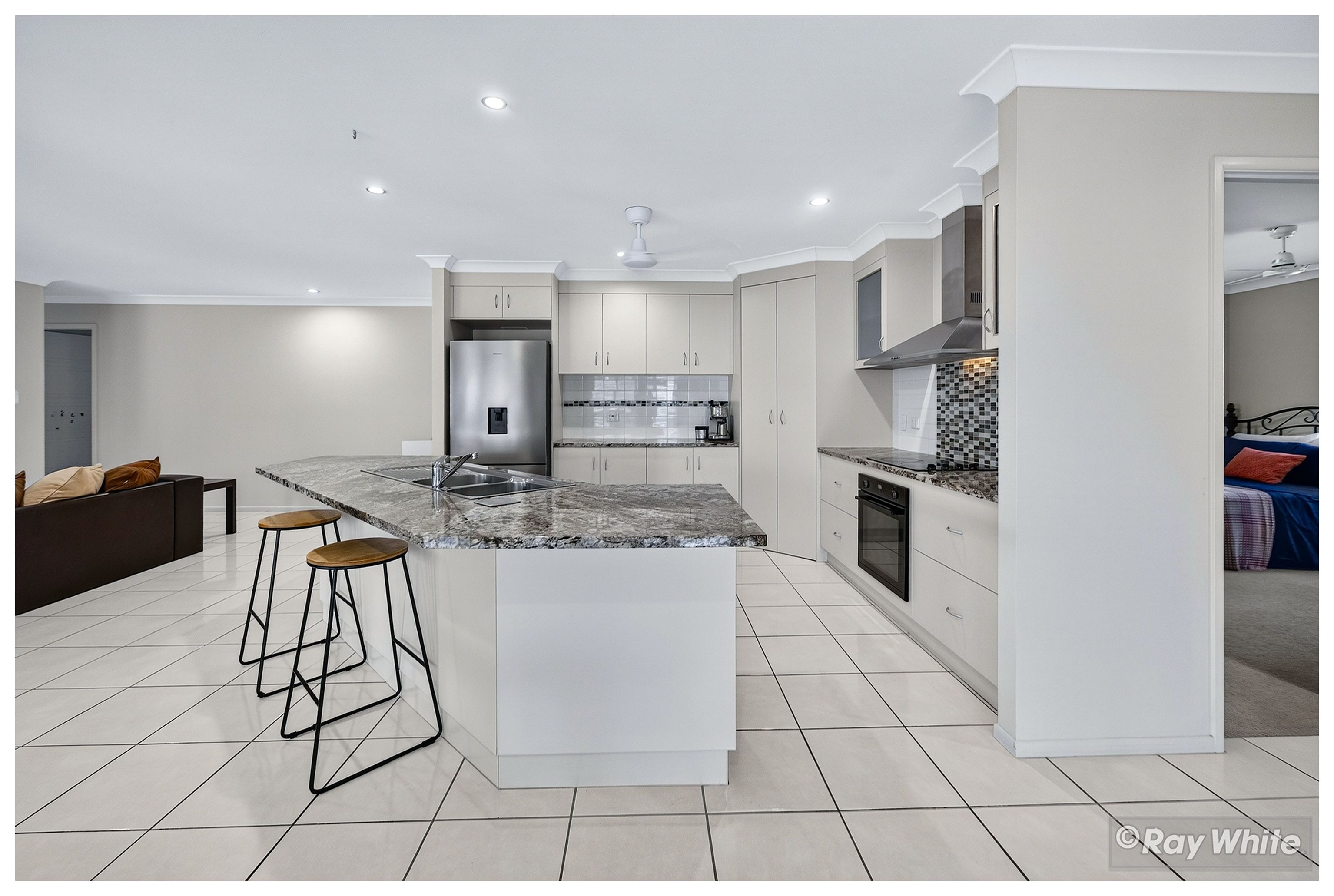 3 Walnut Avenue, Norman Gardens, QLD 4701