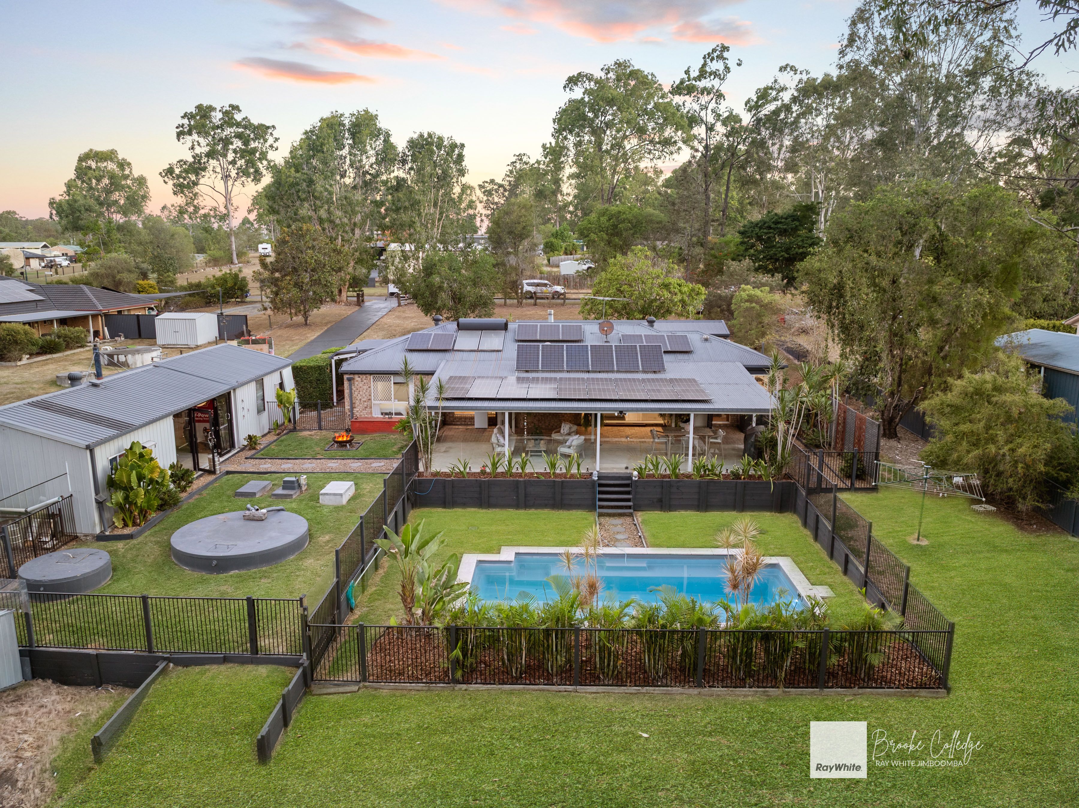 33-35 Woolshed Court, FLAGSTONE, QLD 4280
