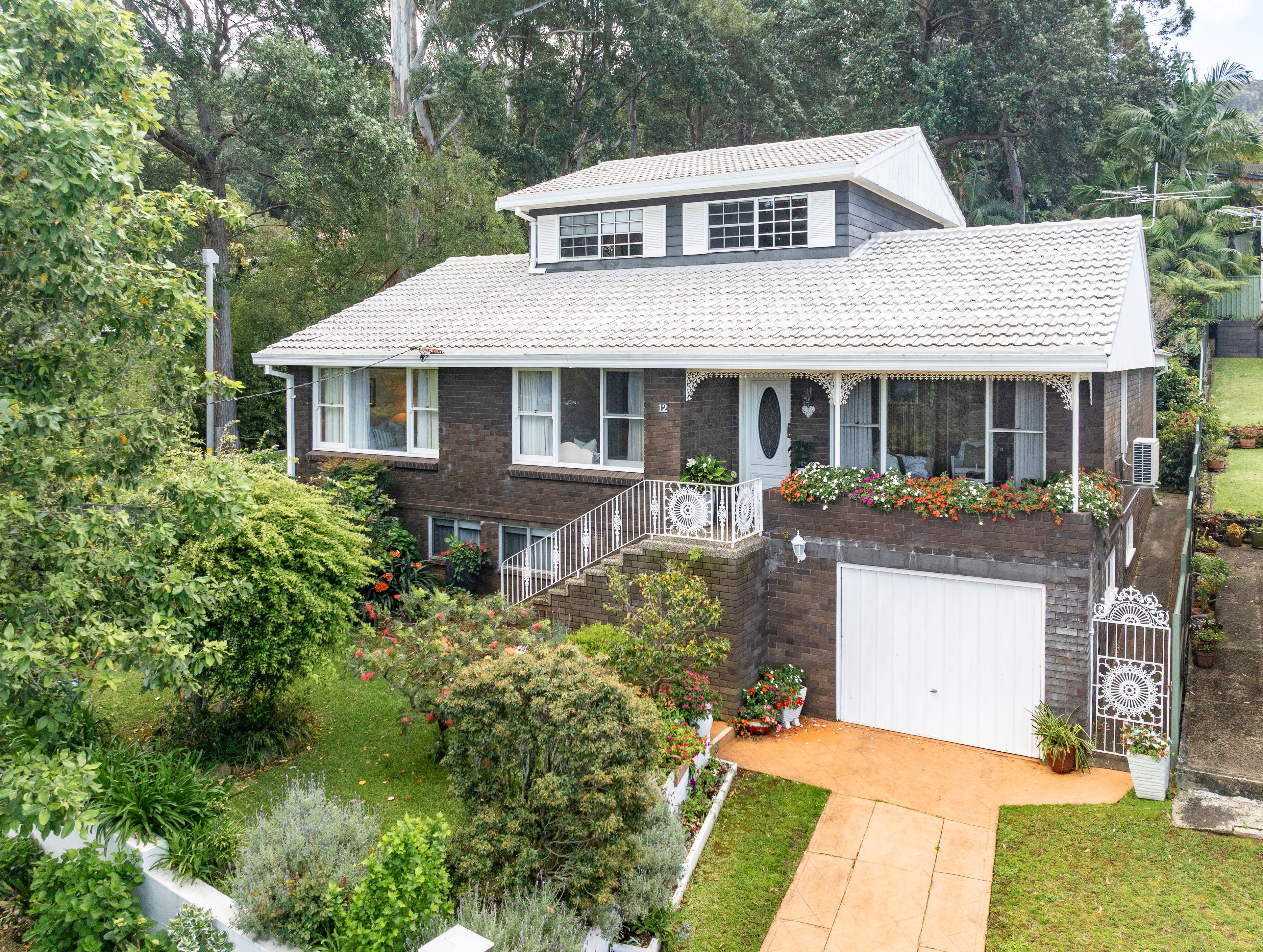 12 Deborah Avenue — photo from Ray White Thirroul