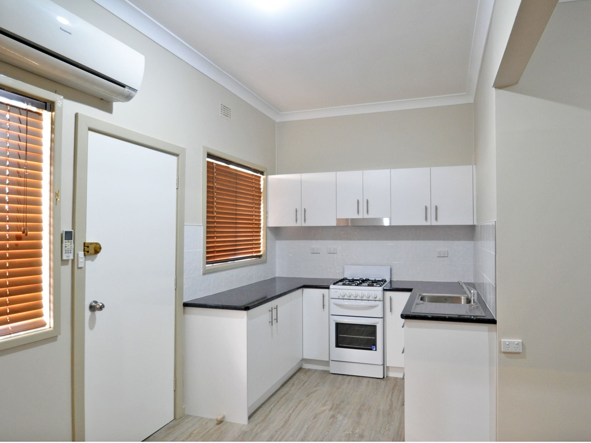 1/29 George Street, Junee, NSW 2663