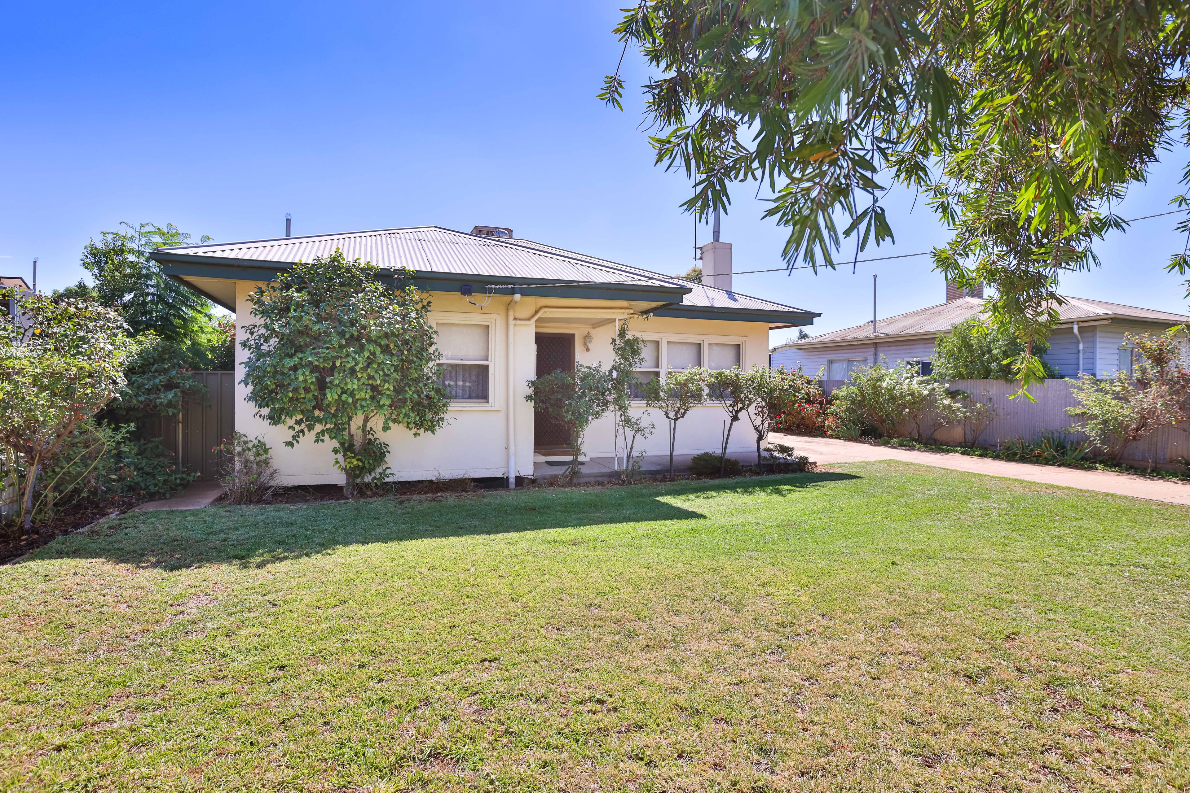 7 Oak Avenue, Mildura VIC 3500