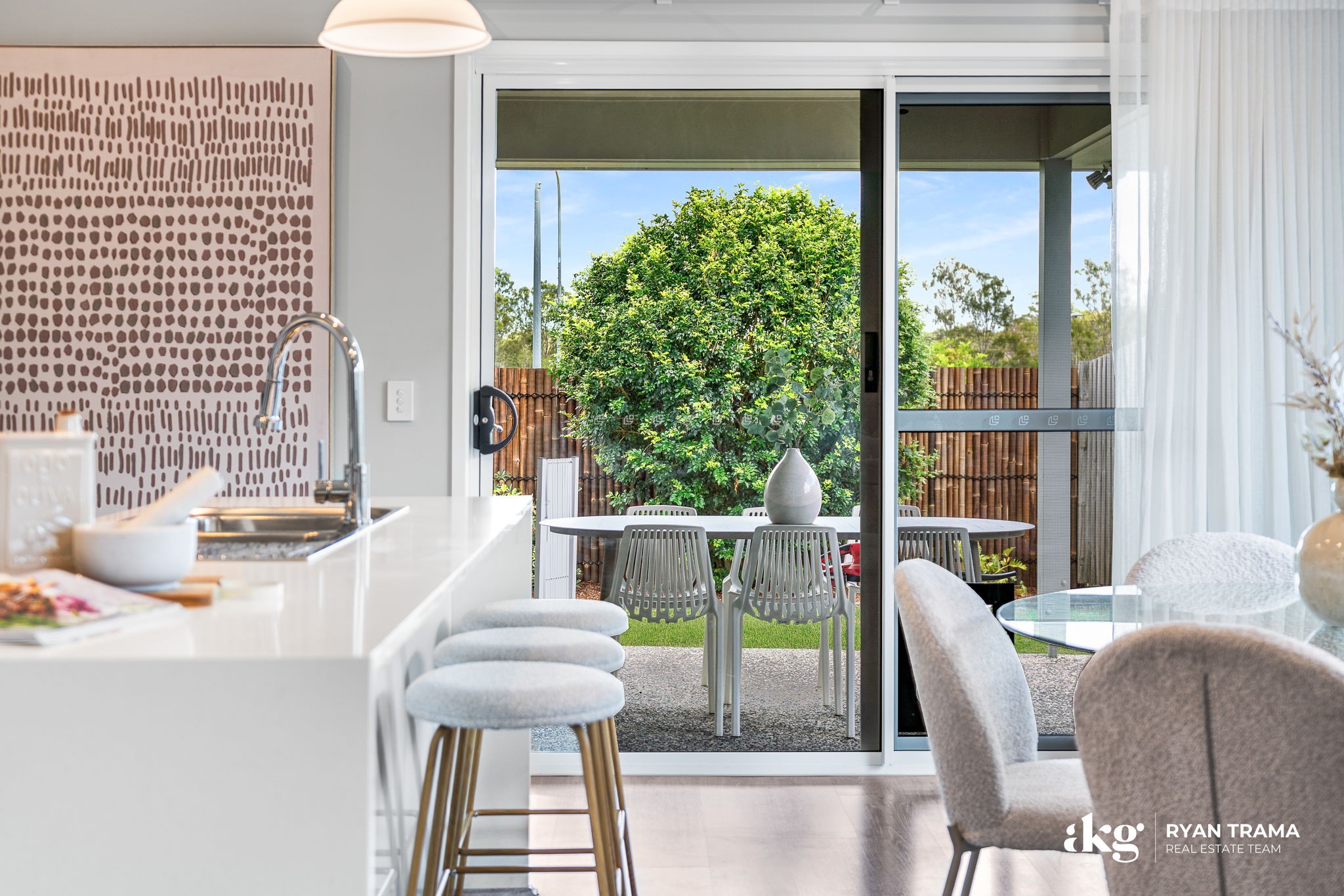 60 Wicker Road, Park Ridge, QLD 4125