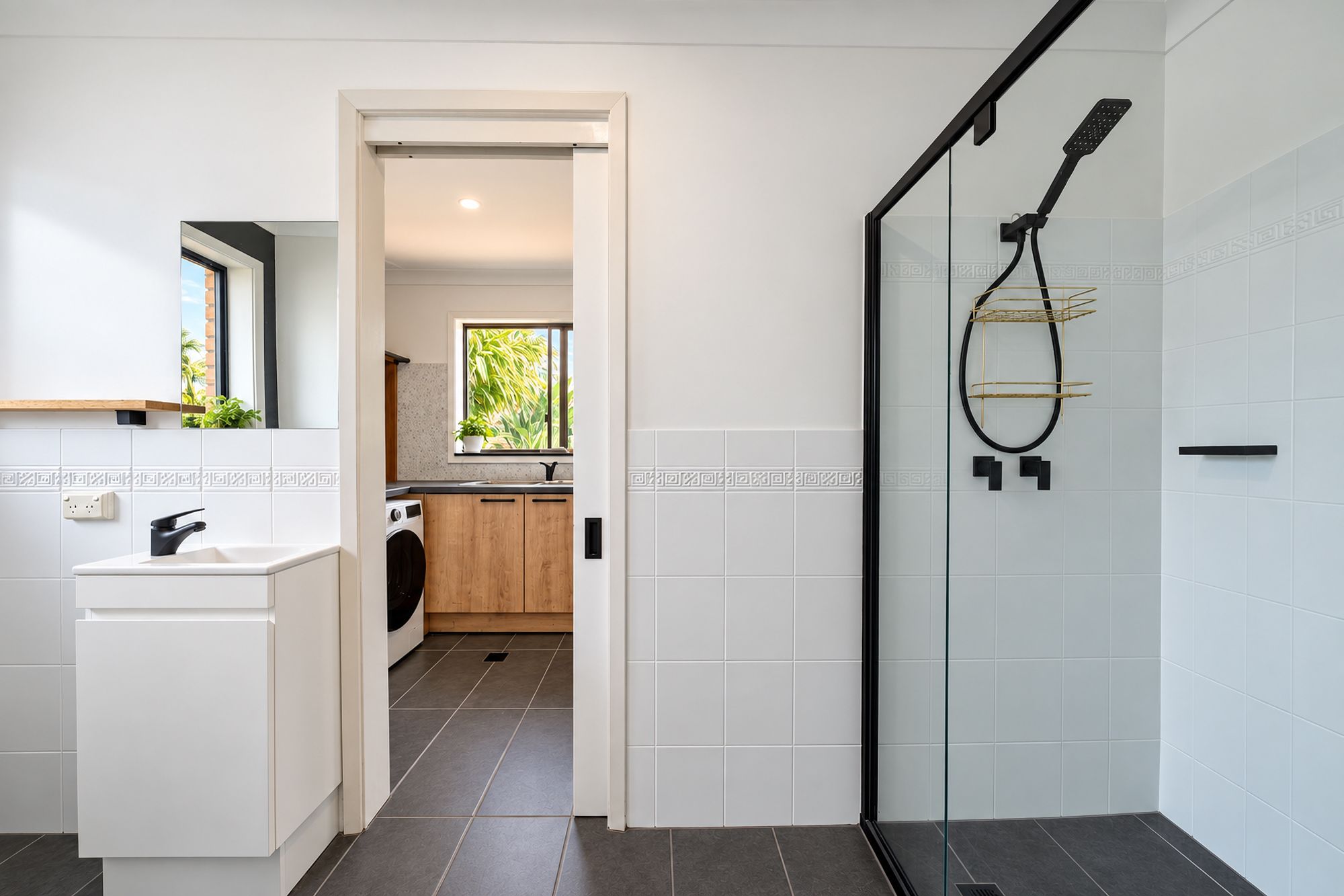 15 Marilyn Crescent — photo 16 of 25