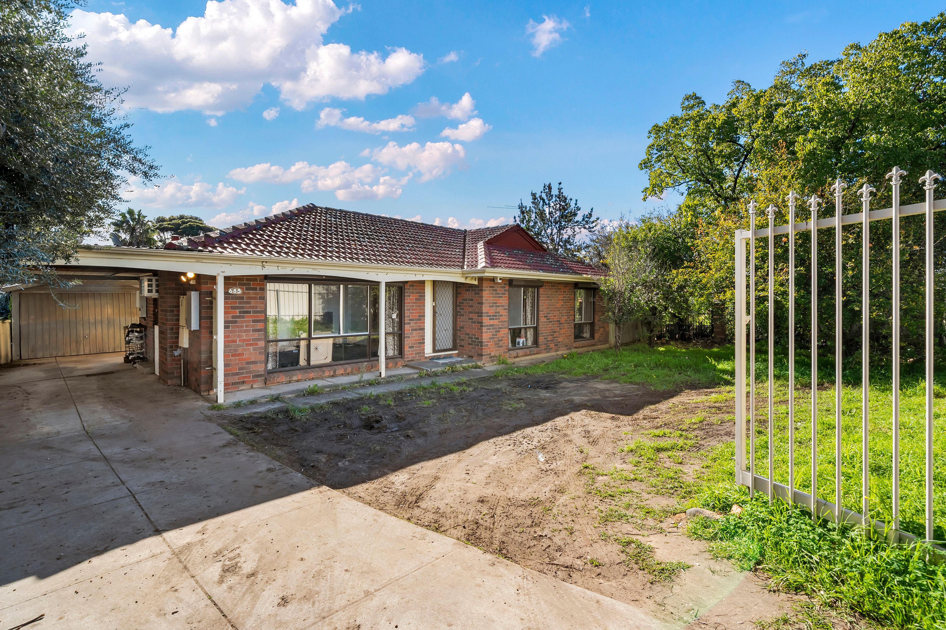 685 North East Road — photo from Ray White Campbelltown