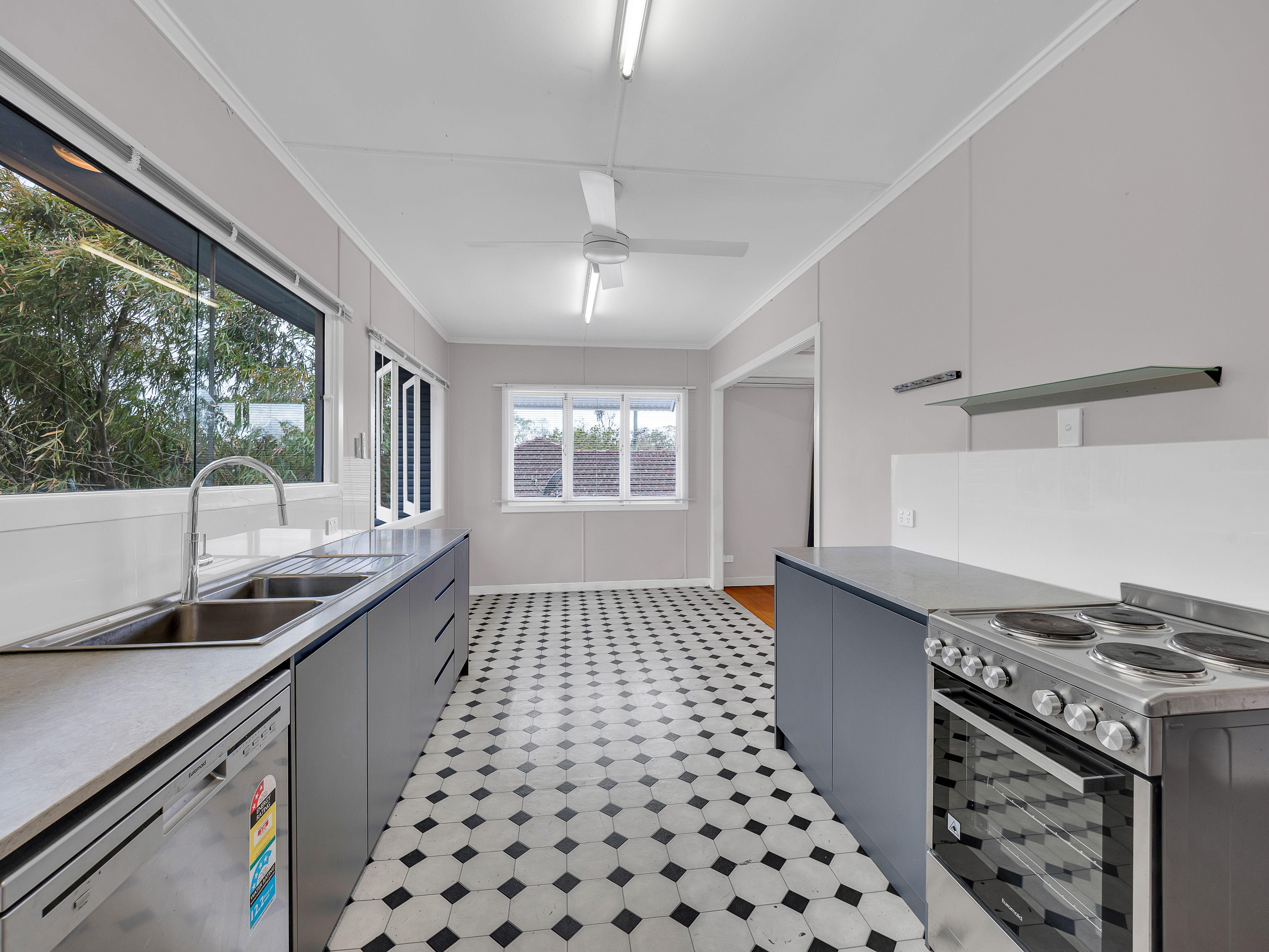 3 Campana Street — photo 8 of 18