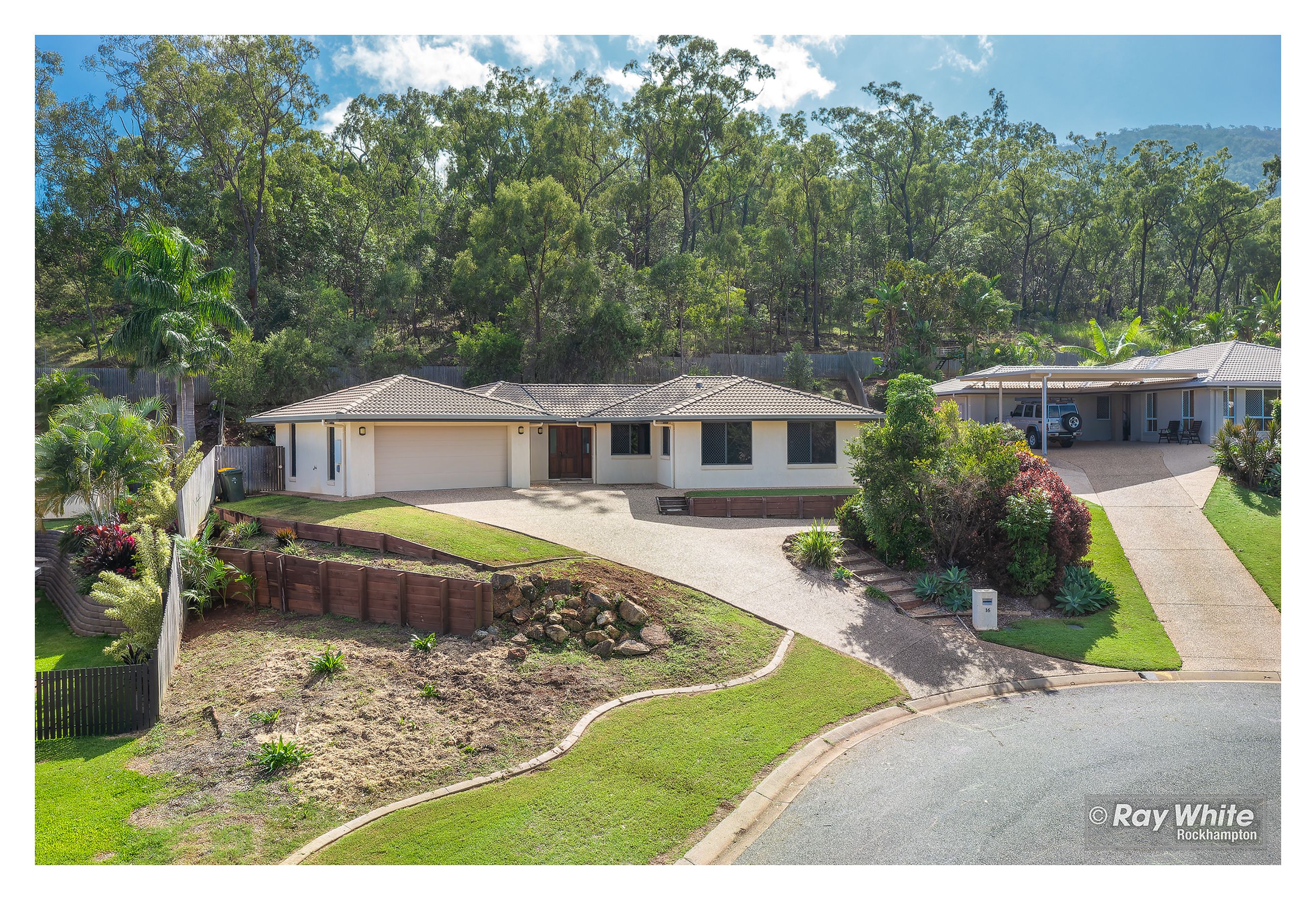 16 Constantia Crescent, Frenchville QLD 4701