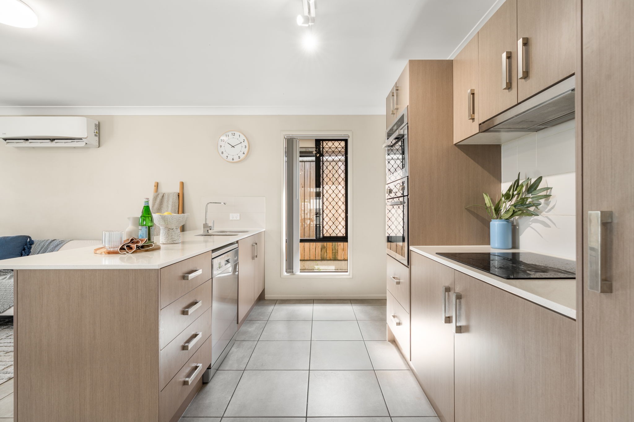 2/44 Whiteman Street, Crestmead, QLD 4132
