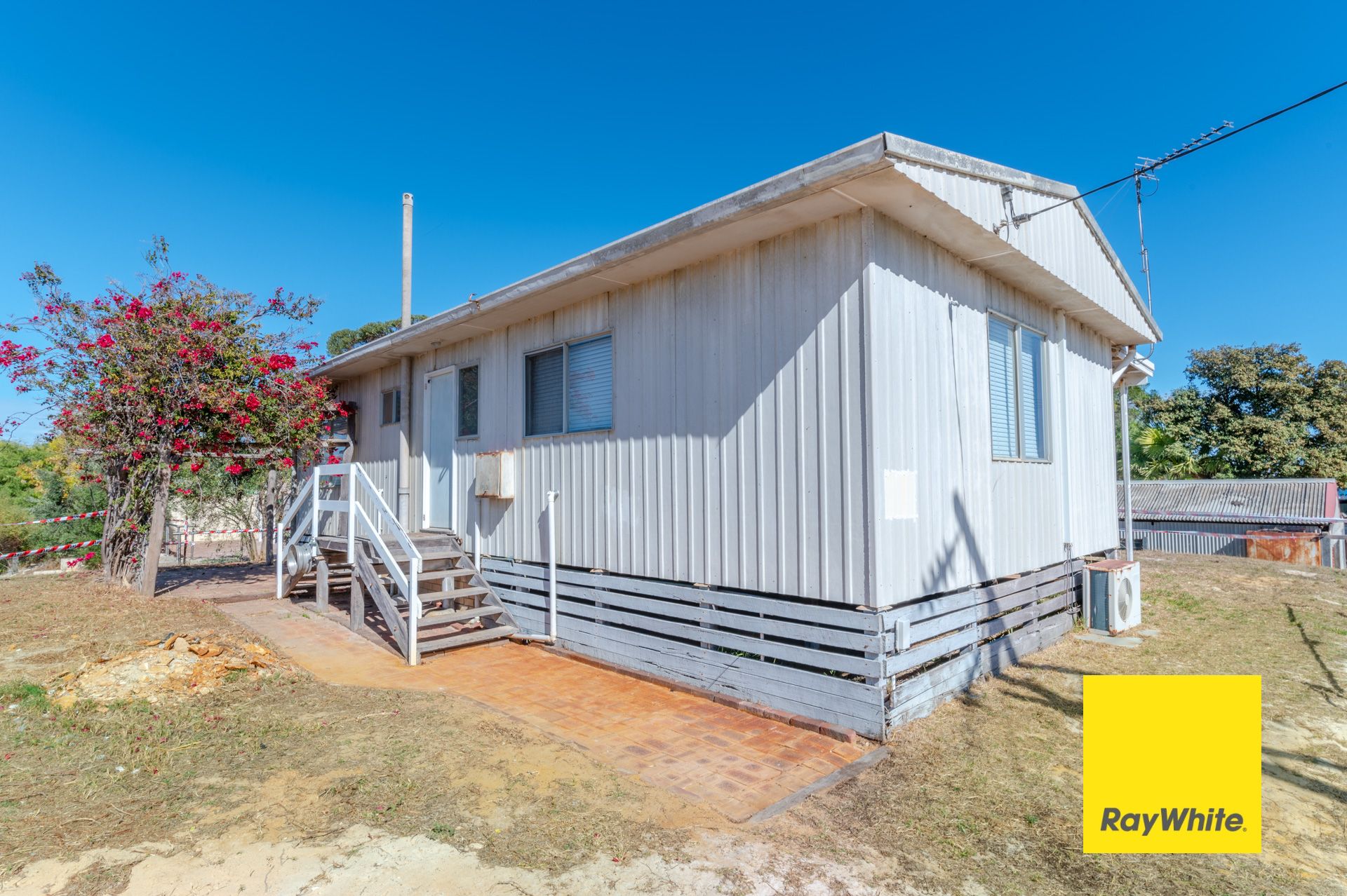 1 Jones Street, Ledge Point, WA 6043