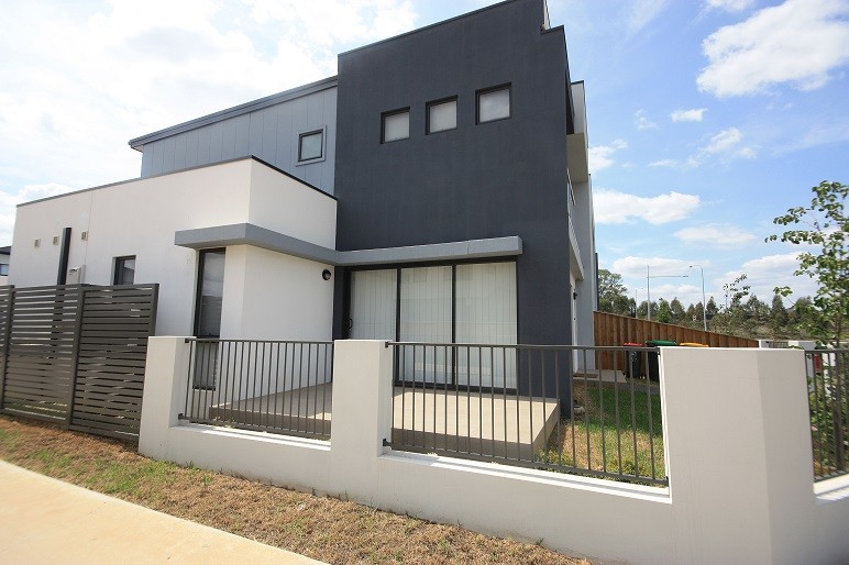 37 Kingsdale Avenue, Catherine Field, NSW 2557