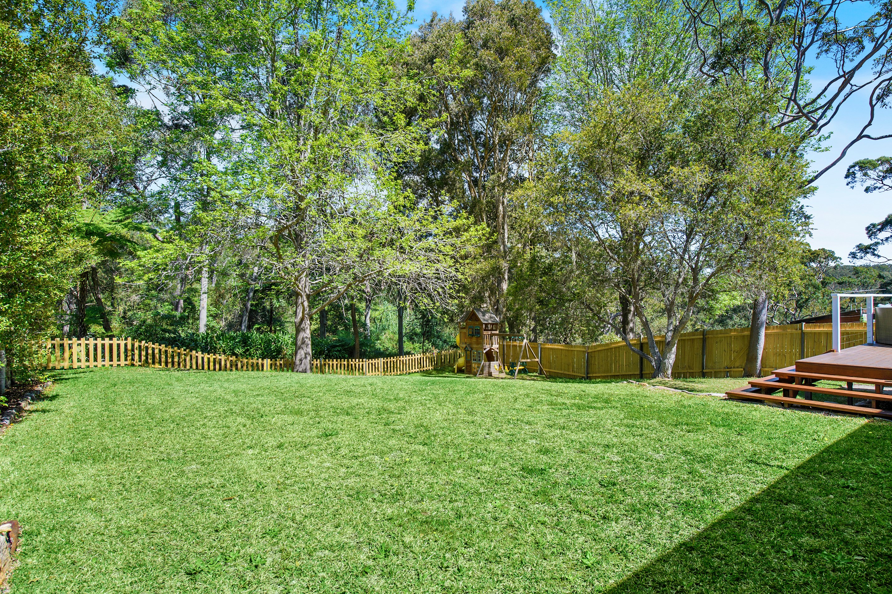 25 Simon Place, Hornsby Heights, NSW 2077