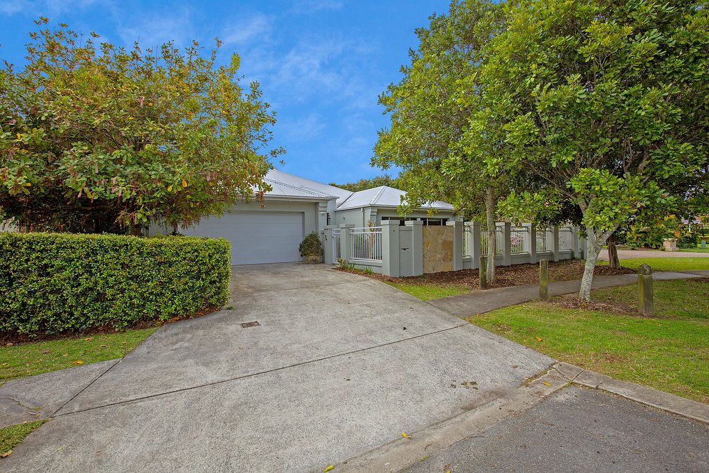 16 Ryder Court — photo 11 of 12