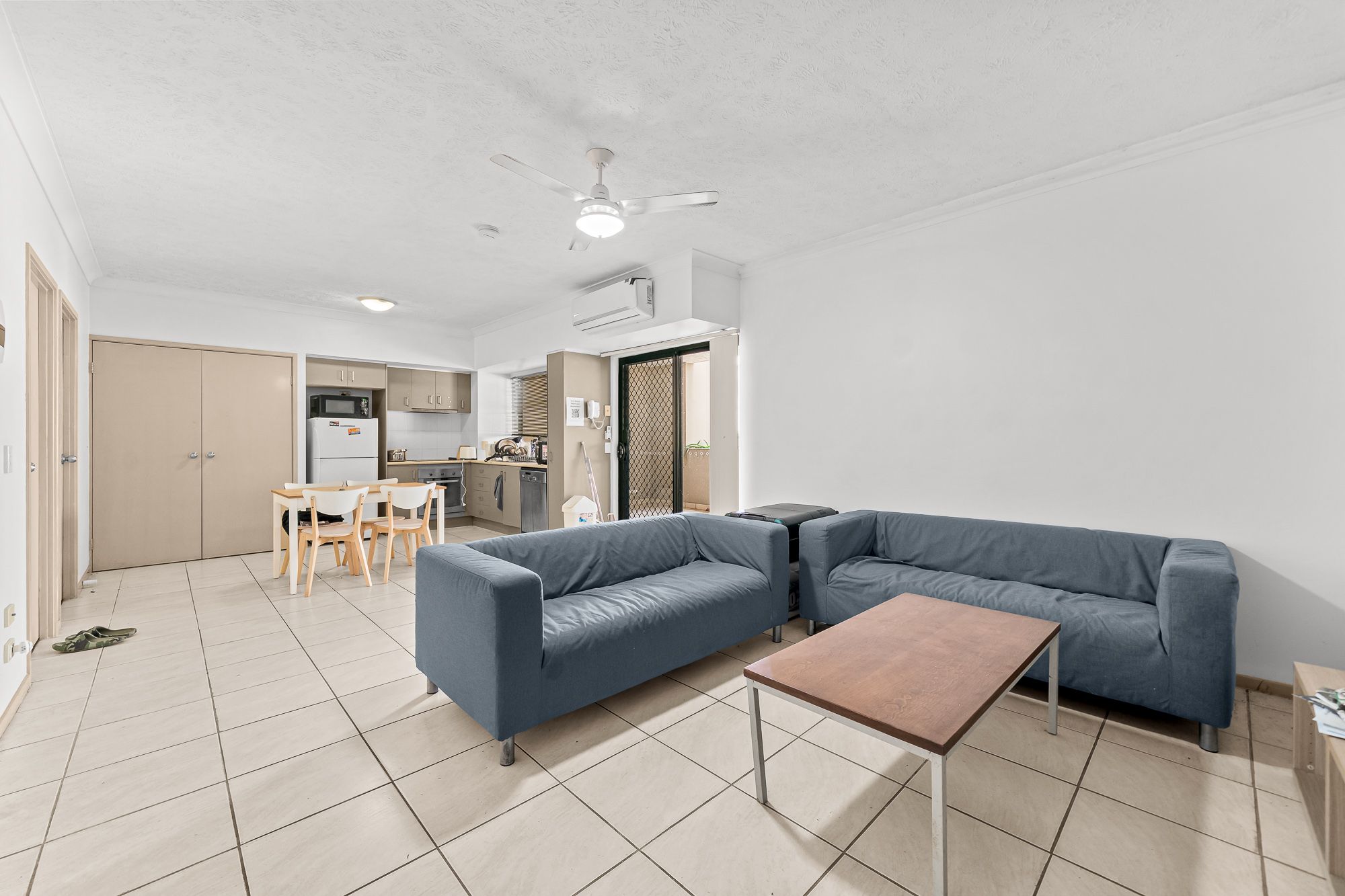 11/1848 Logan Road — photo 5 of 17