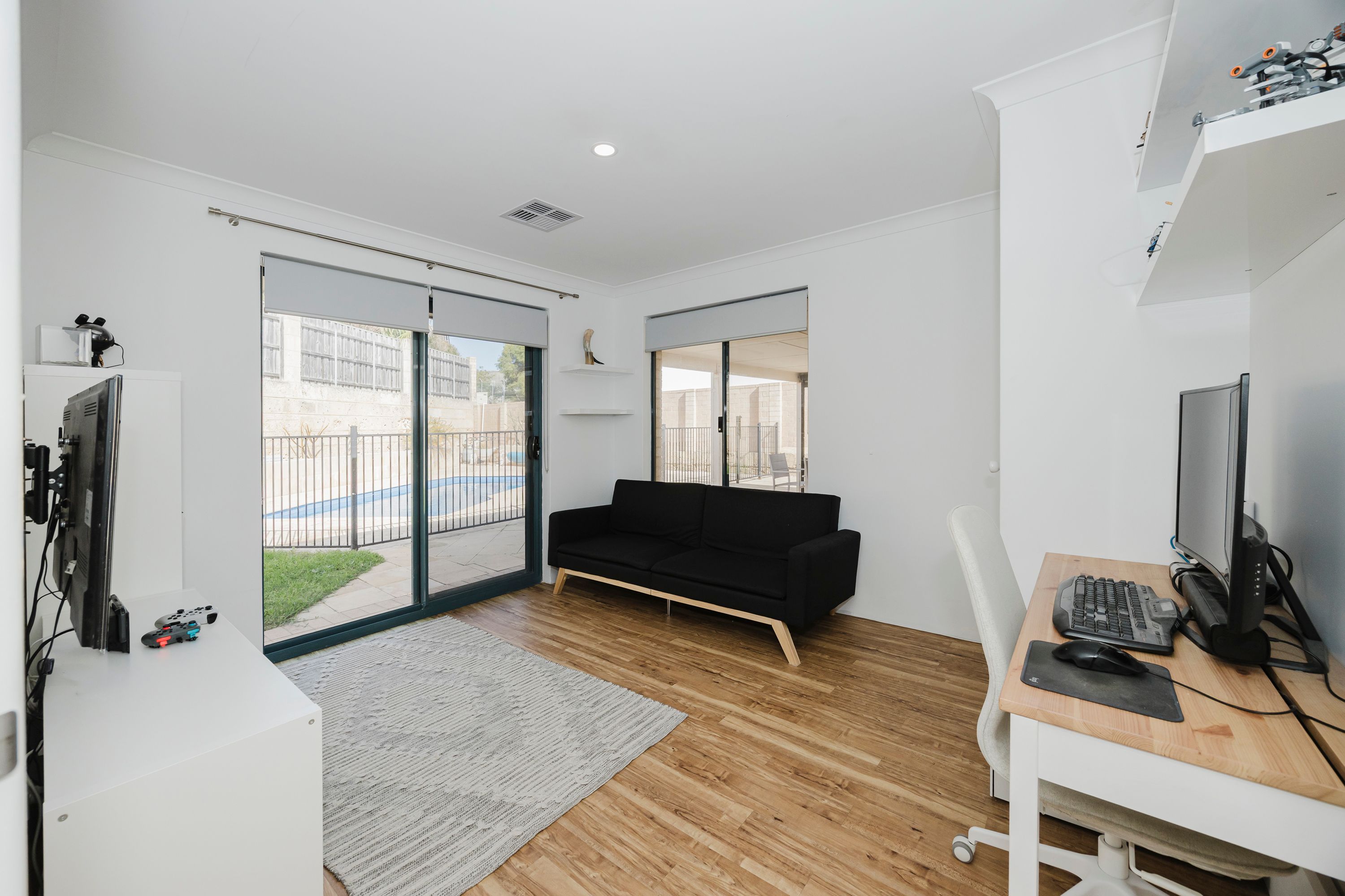 74 Quinns Road — photo 14 of 30