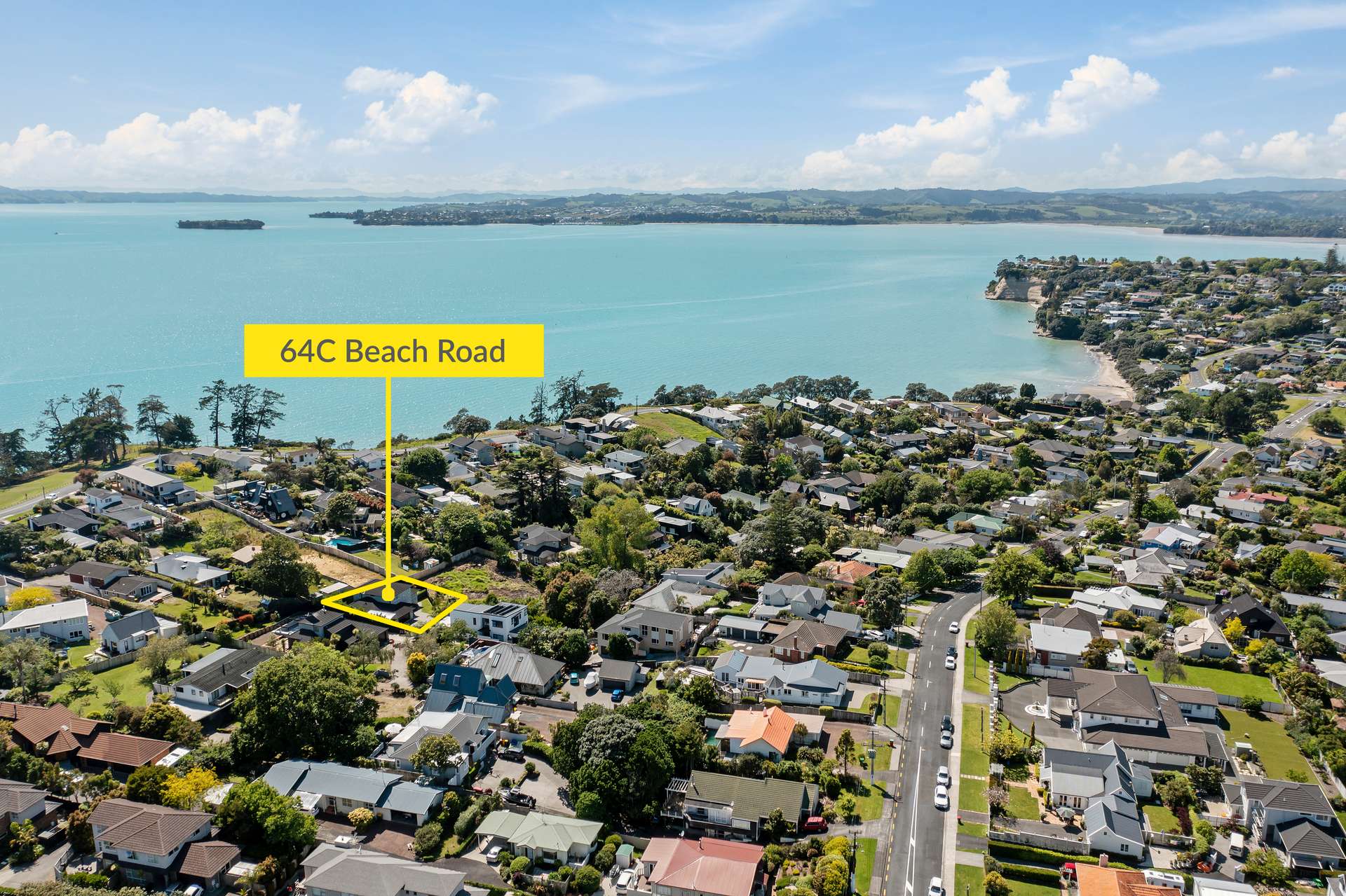 64C Beach Road photo 2