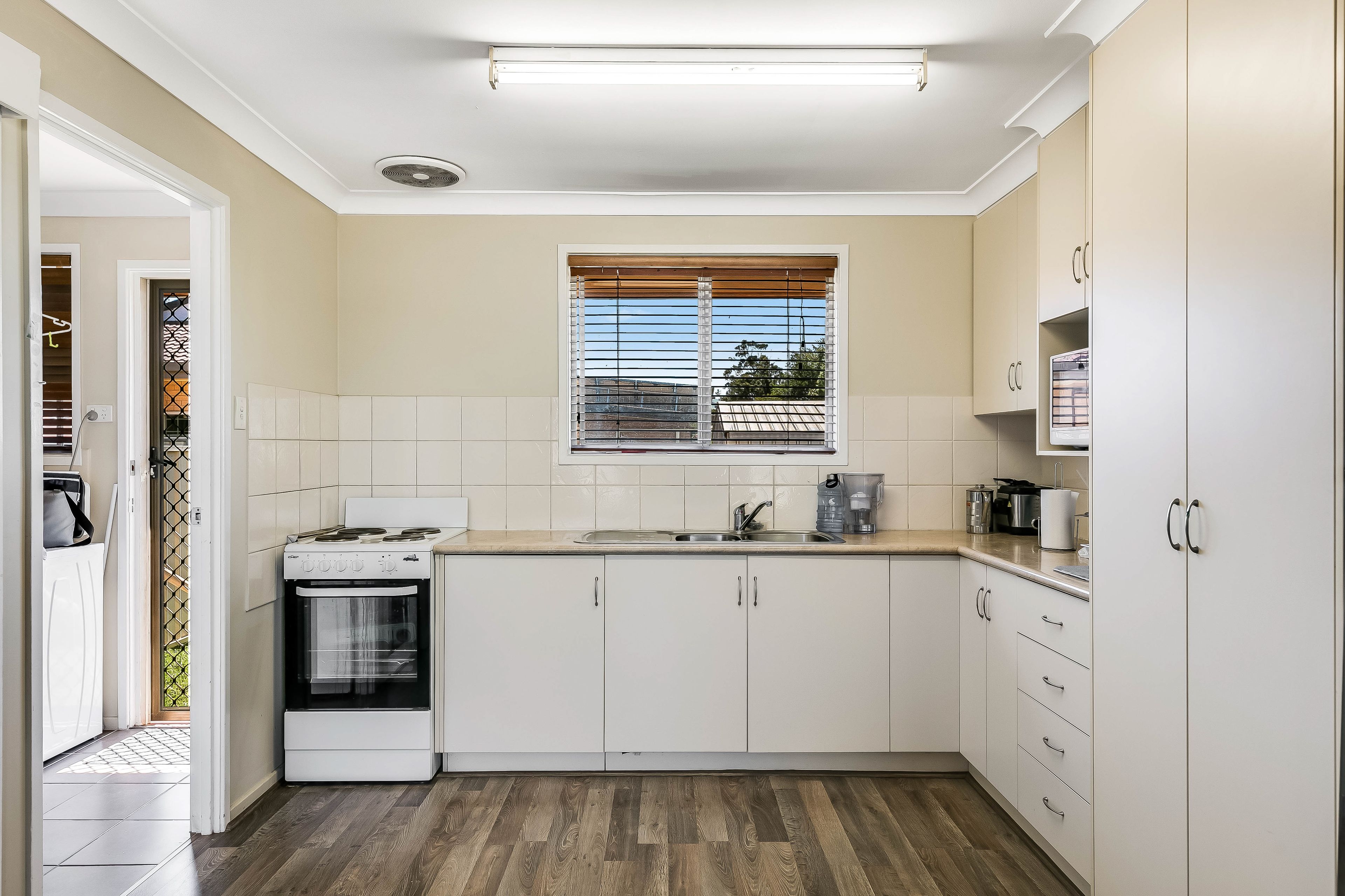 407 Stenner Street, Kearneys Spring, QLD 4350