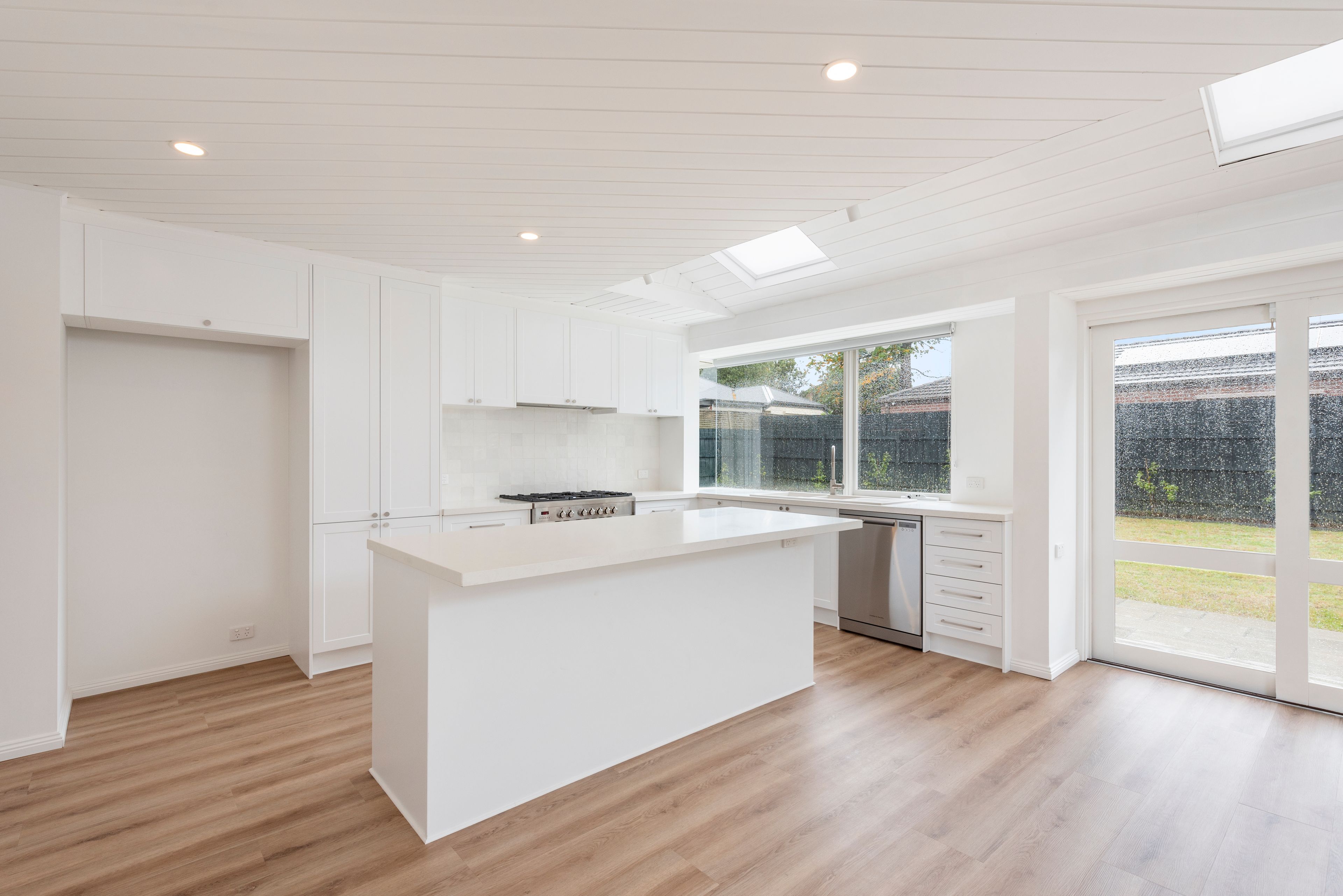 10 Wattletree Road, Ferntree Gully, VIC 3156