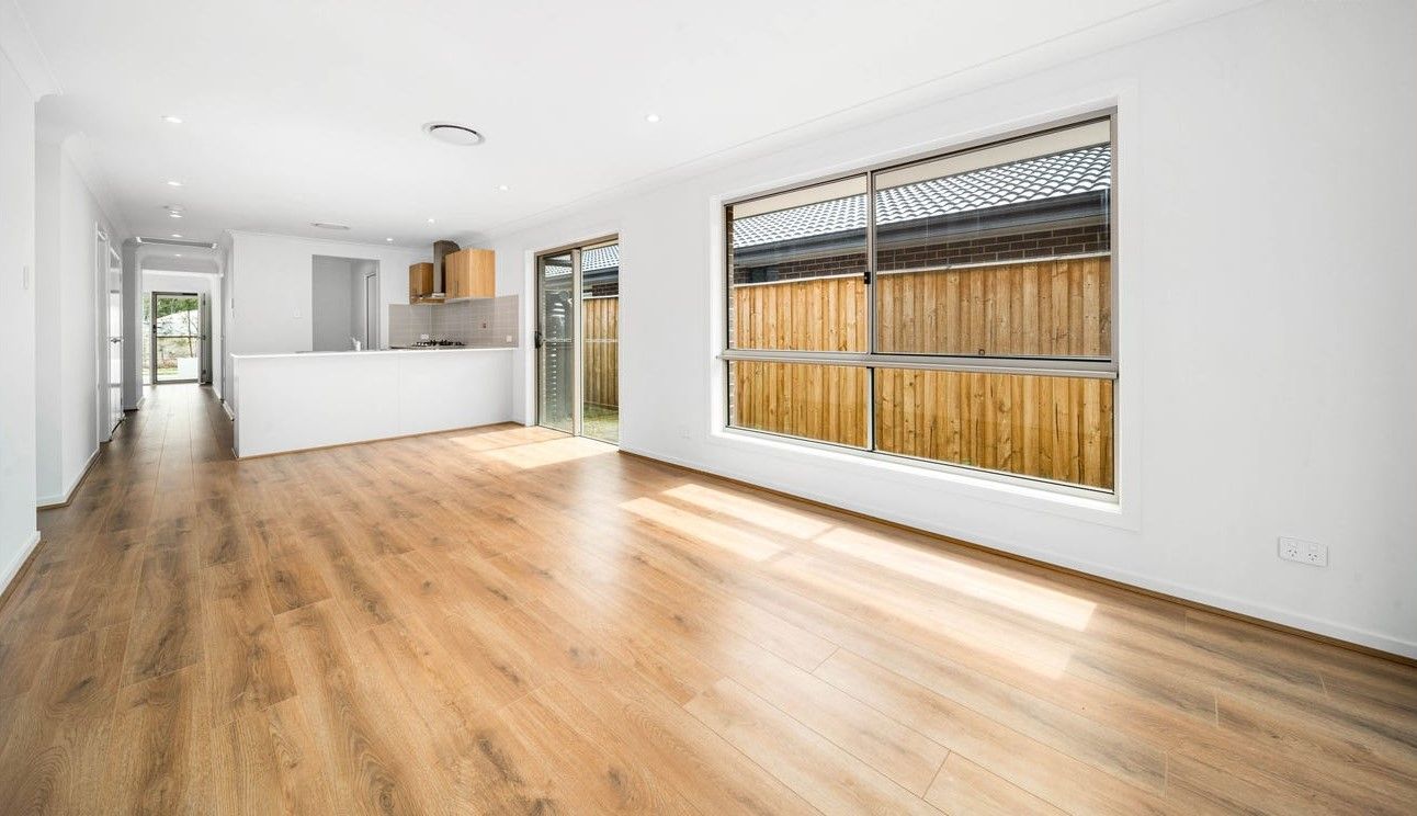 17 Colt Street — photo 4 of 11