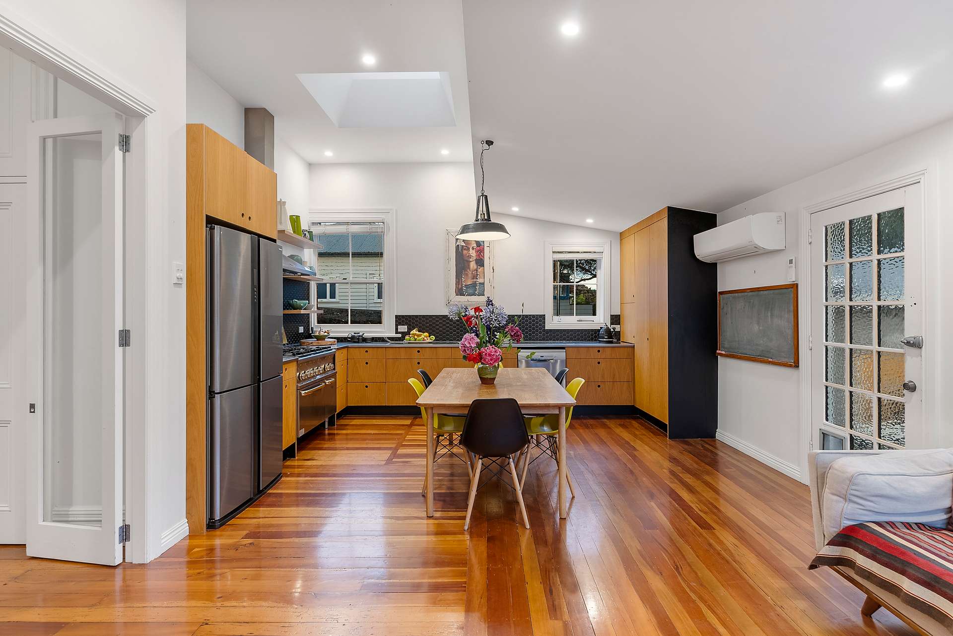 8 Sandringham Road photo 4