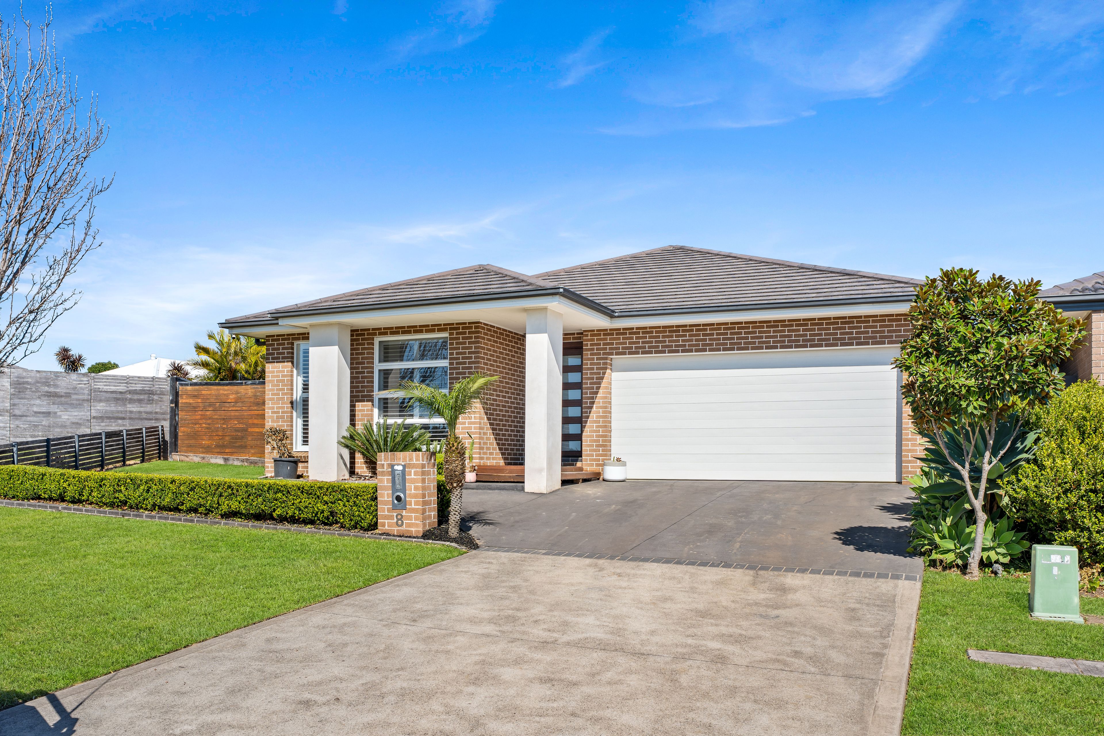 8 Leeds Street, Oran Park, NSW 2570
