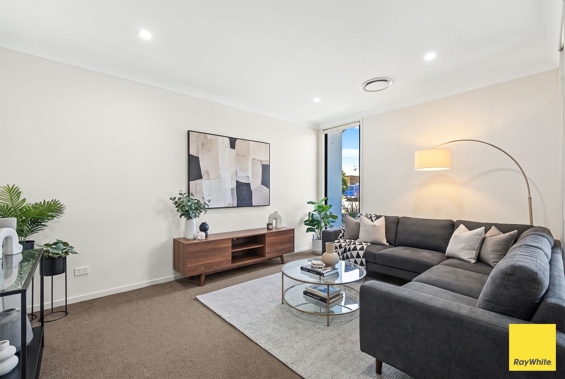 9 Goodluck Circuit, Cobbitty, NSW 2570