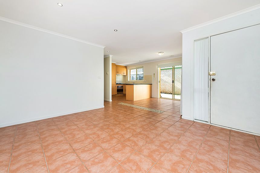 15 Lan Avenue, Altona Meadows, VIC 3028