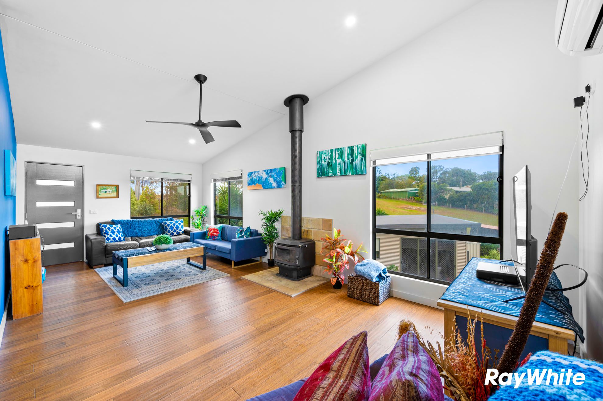 191 Araluen Road — photo 3 of 19