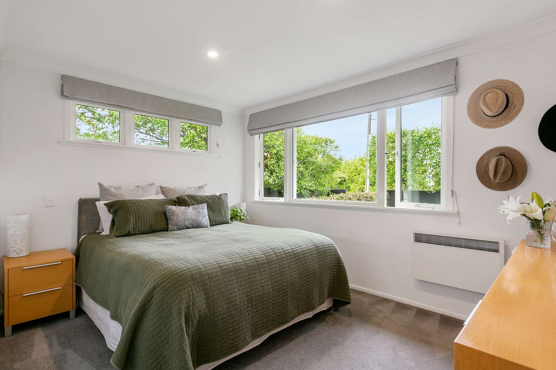 19 Swan Crescent photo 8