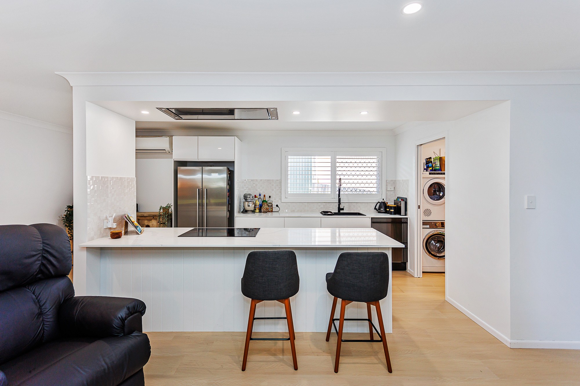 11 Sungold Avenue, Southport, QLD 4215