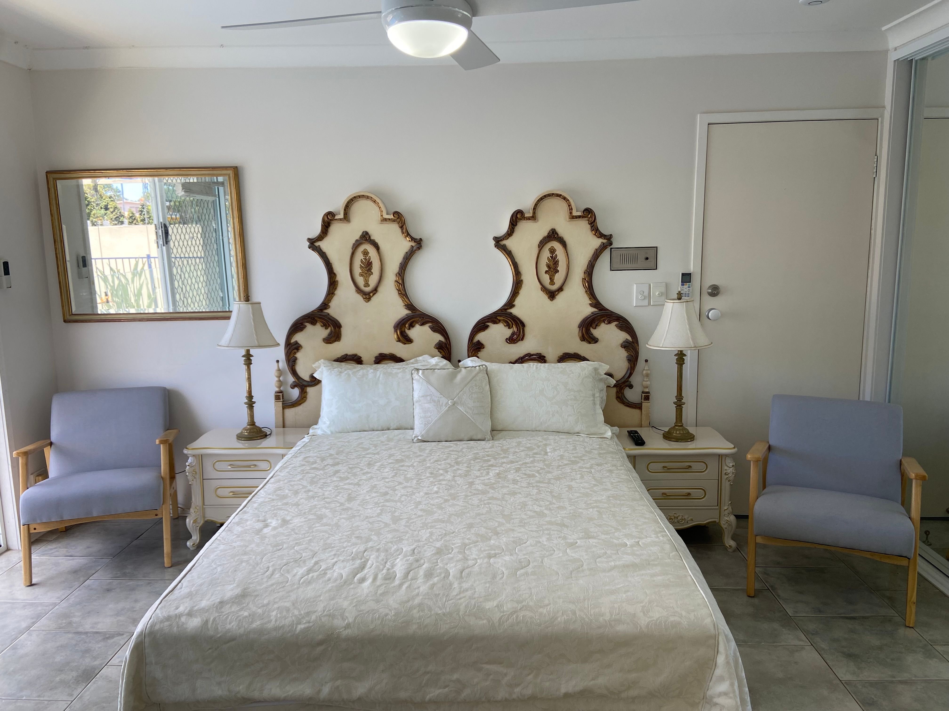 55 Stradbroke Street, Biggera Waters, QLD 4216