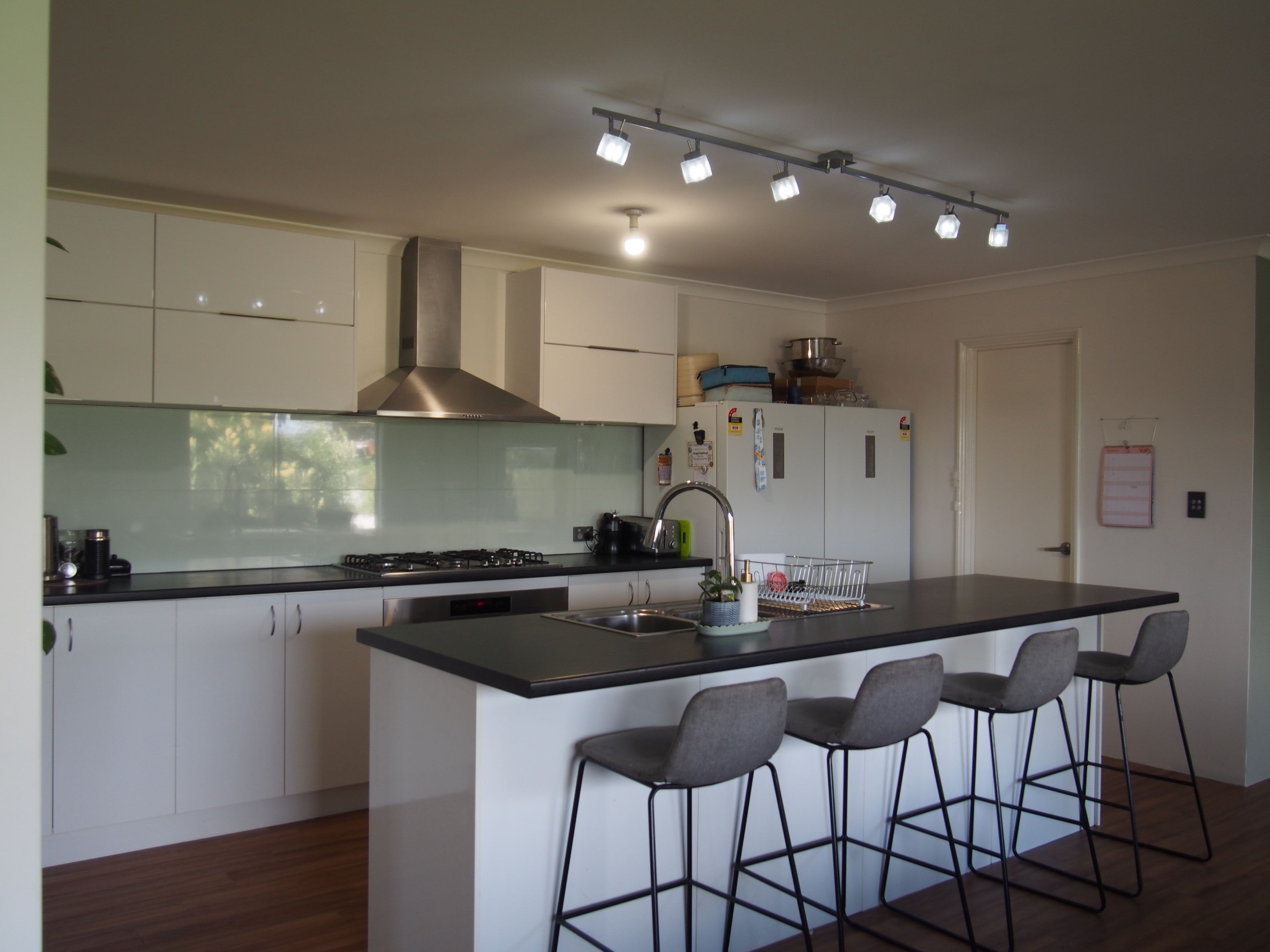 32 Aberdeen Avenue — photo 5 of 8