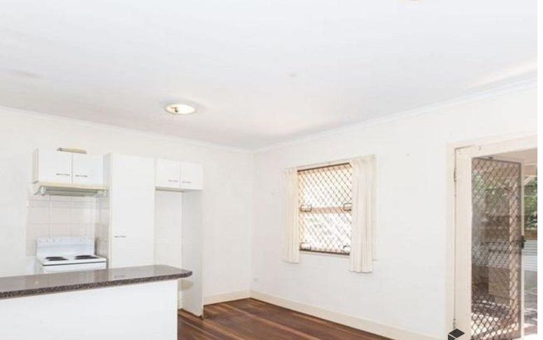 2/29 Leonard Avenue, Surfers Paradise, QLD 4217