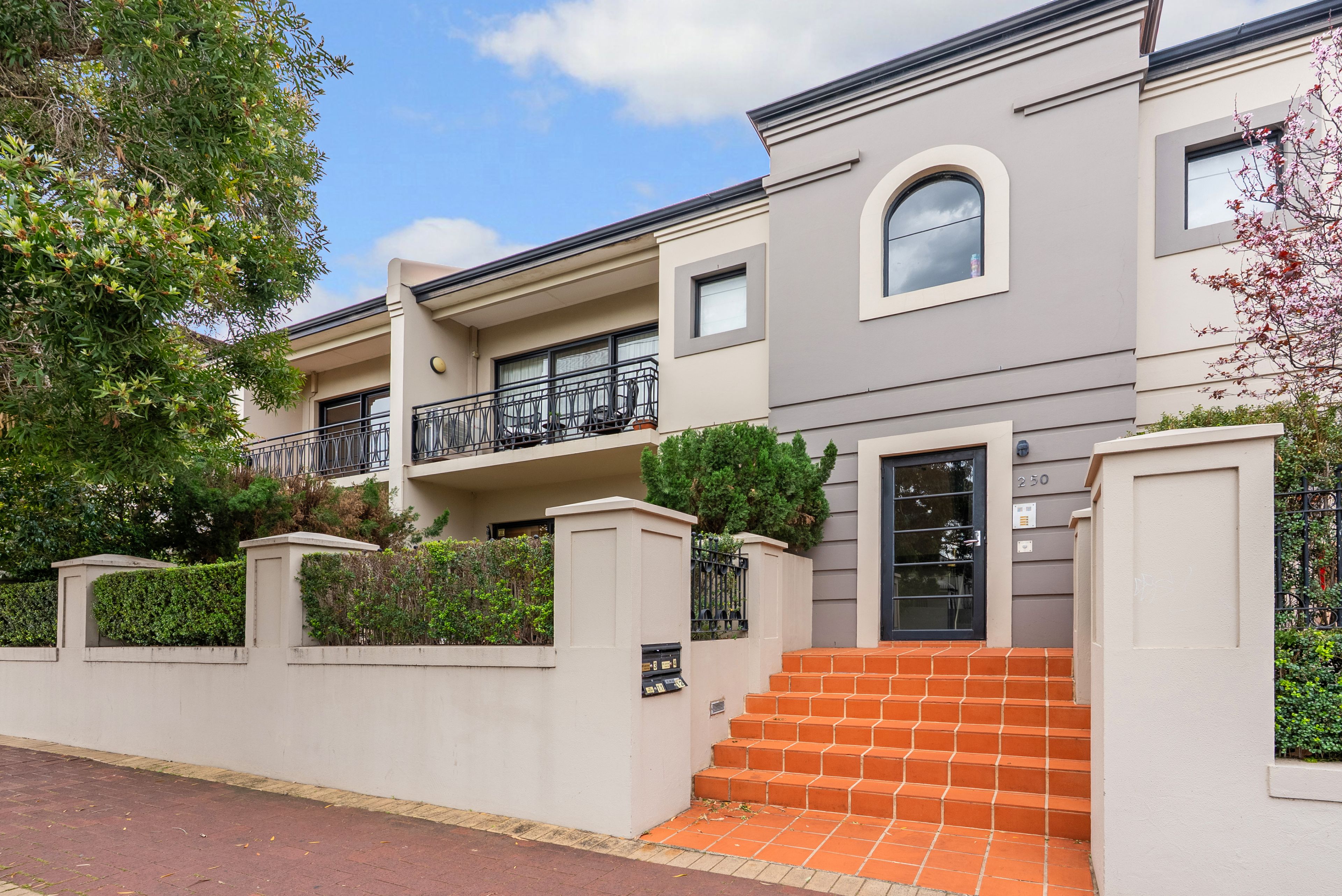 11/240 Bulwer Street — photo from Ray White South Perth