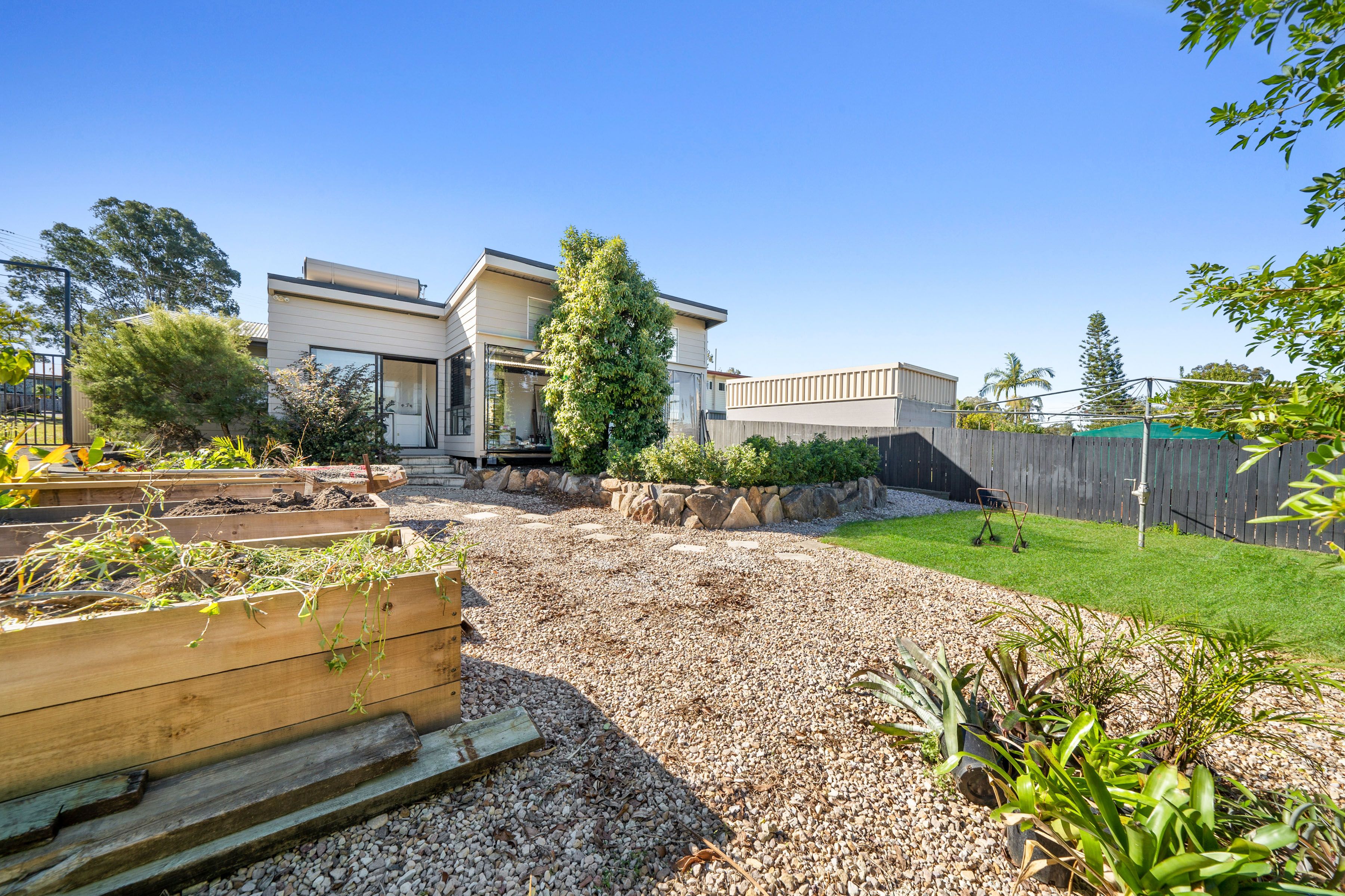 5 Girralong Street — photo 9 of 10