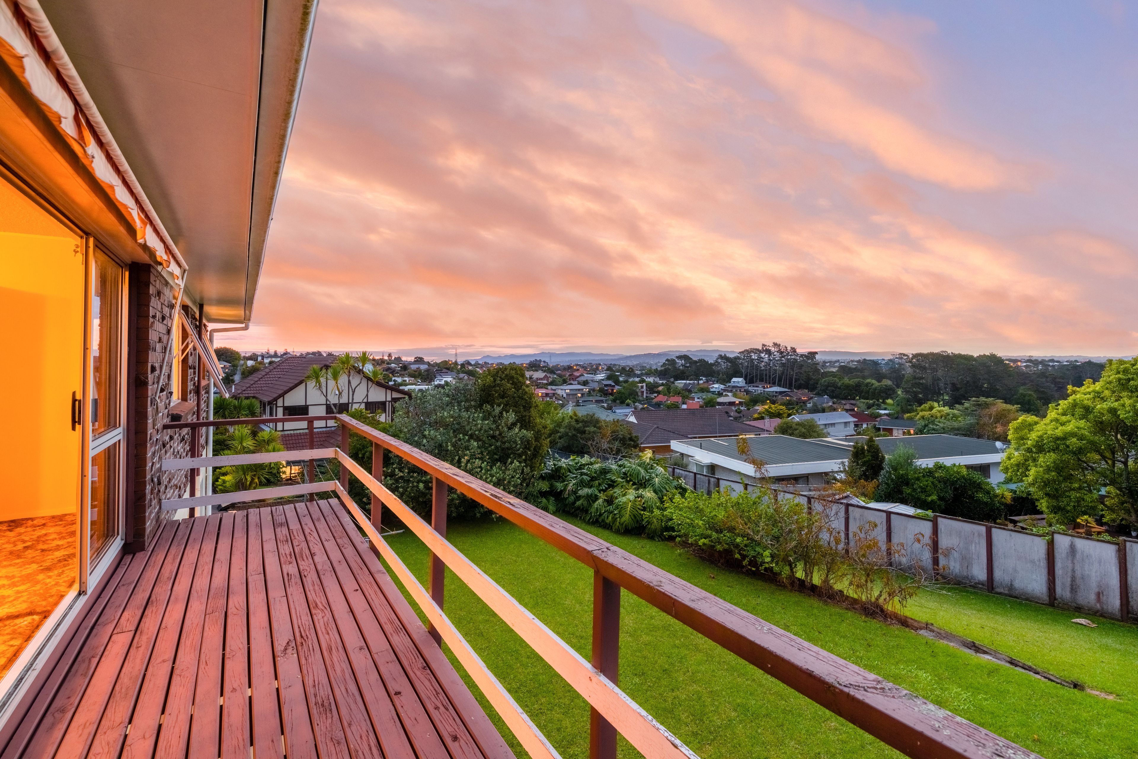 10 Lifford Place, Mount Roskill South, Auckland