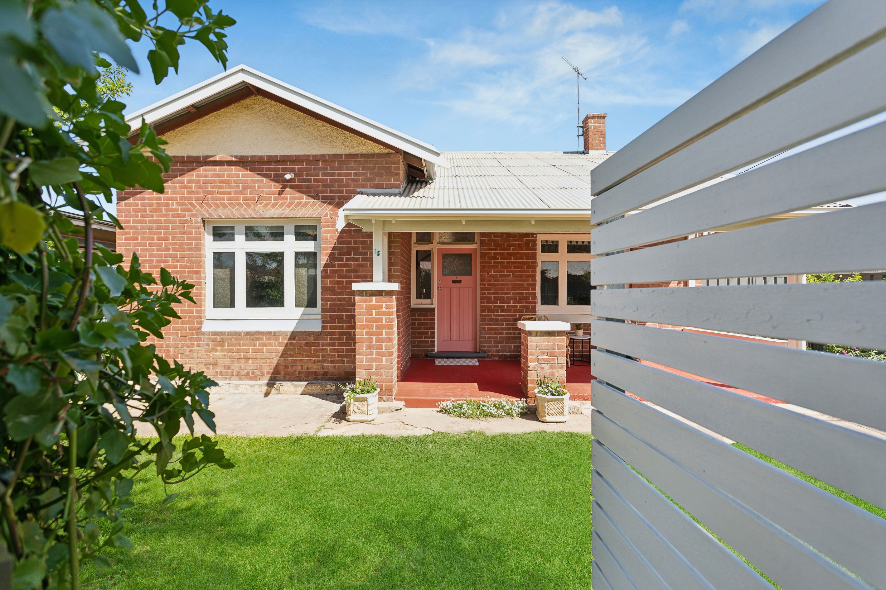 15 Mcnicol Terrace, Rosewater, SA 5013