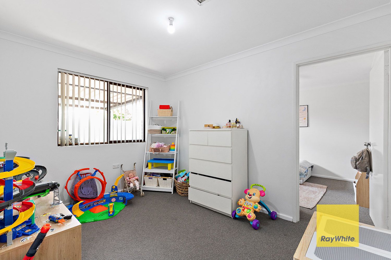 4 Bligh Place — photo 13 of 17