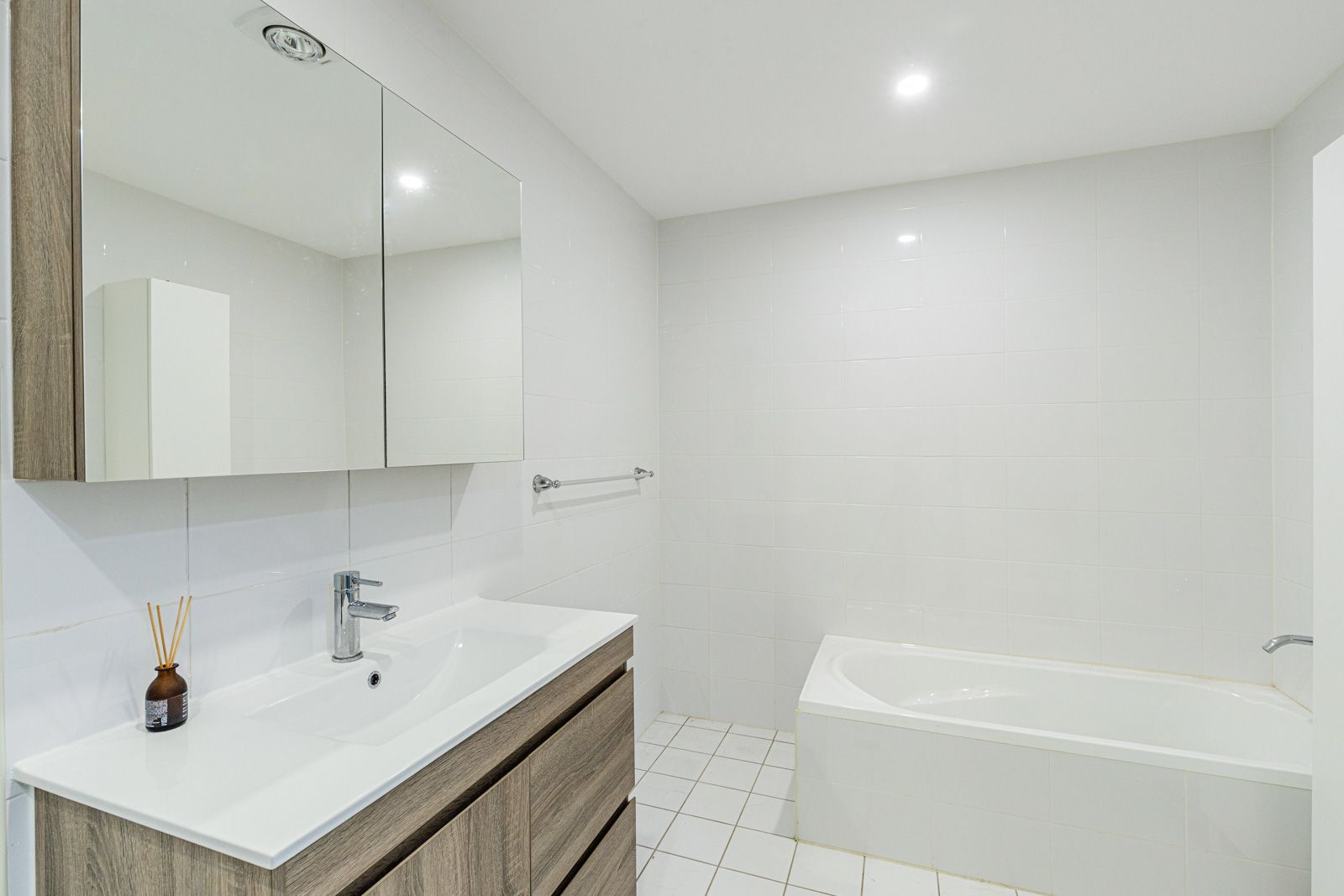 17/12151217 Pacific Highway, Turramurra, NSW 2074 House for Rent