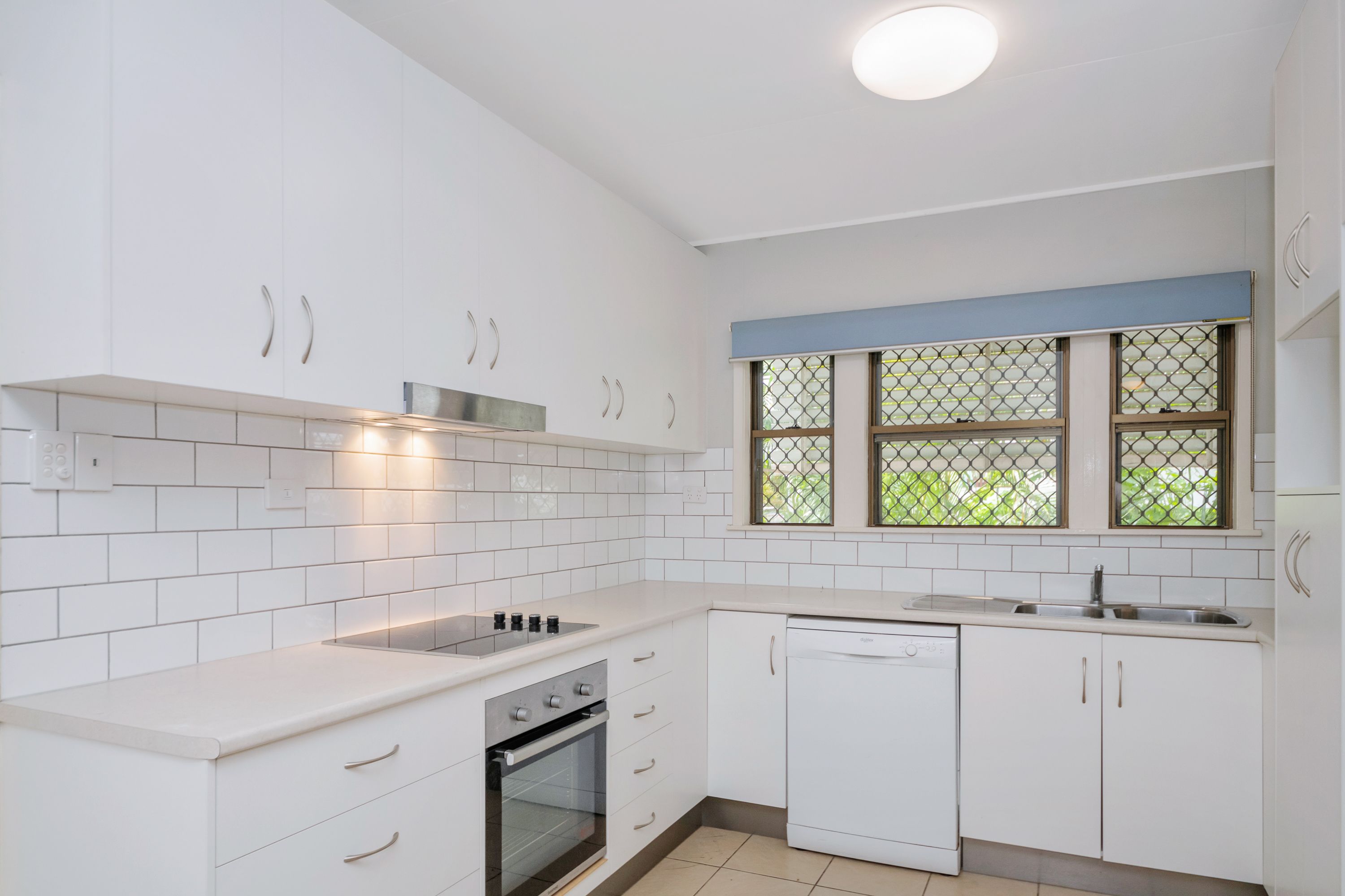 21 Surrey Street, Hyde Park, QLD 4812