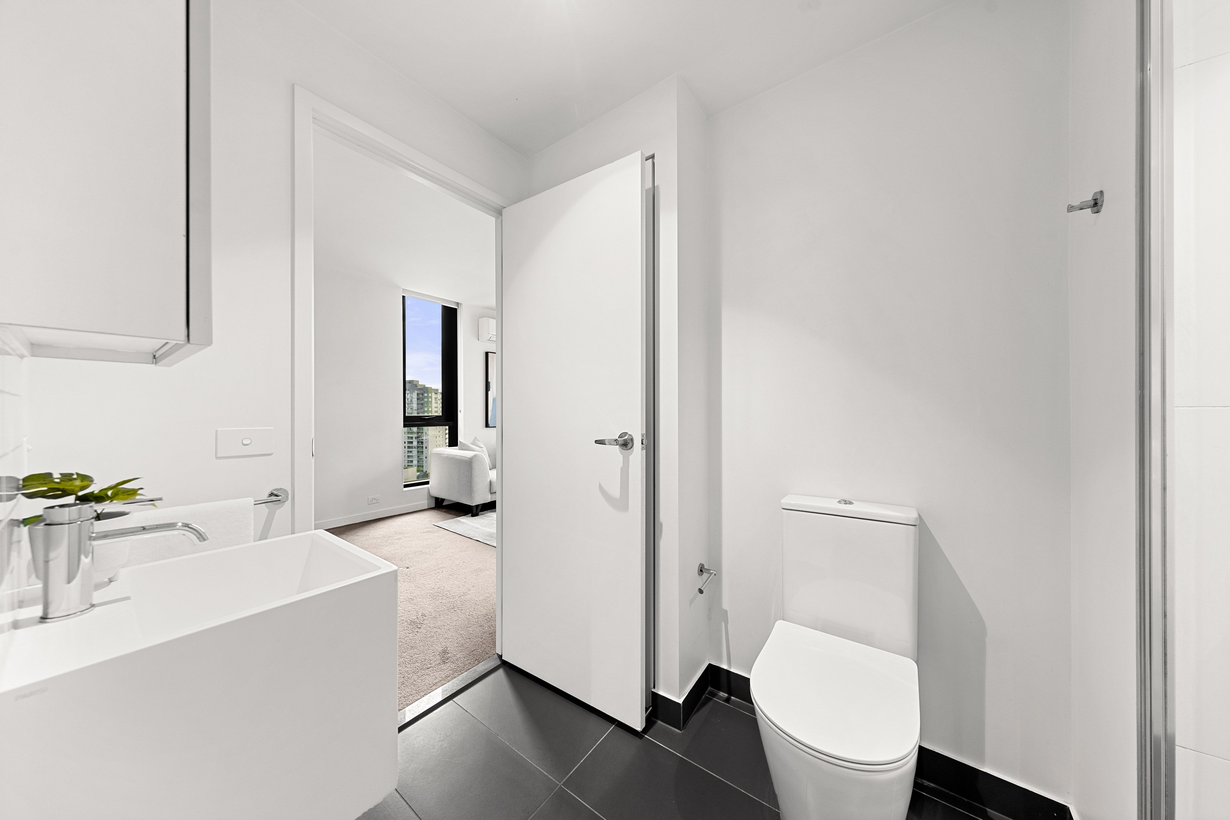 1611/45 Clarke Street — photo 12 of 19