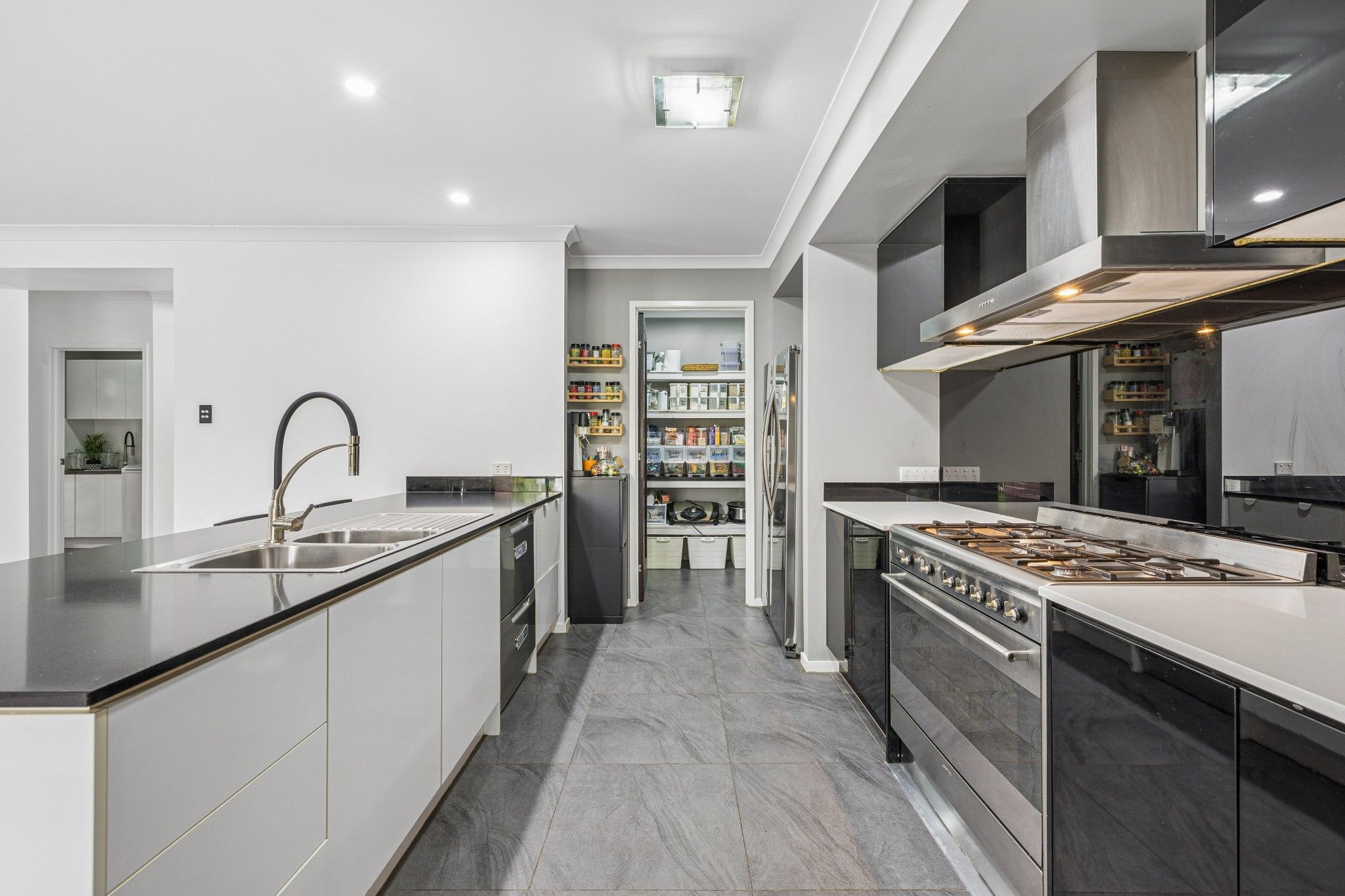 102 Corvus Drive — photo 10 of 27