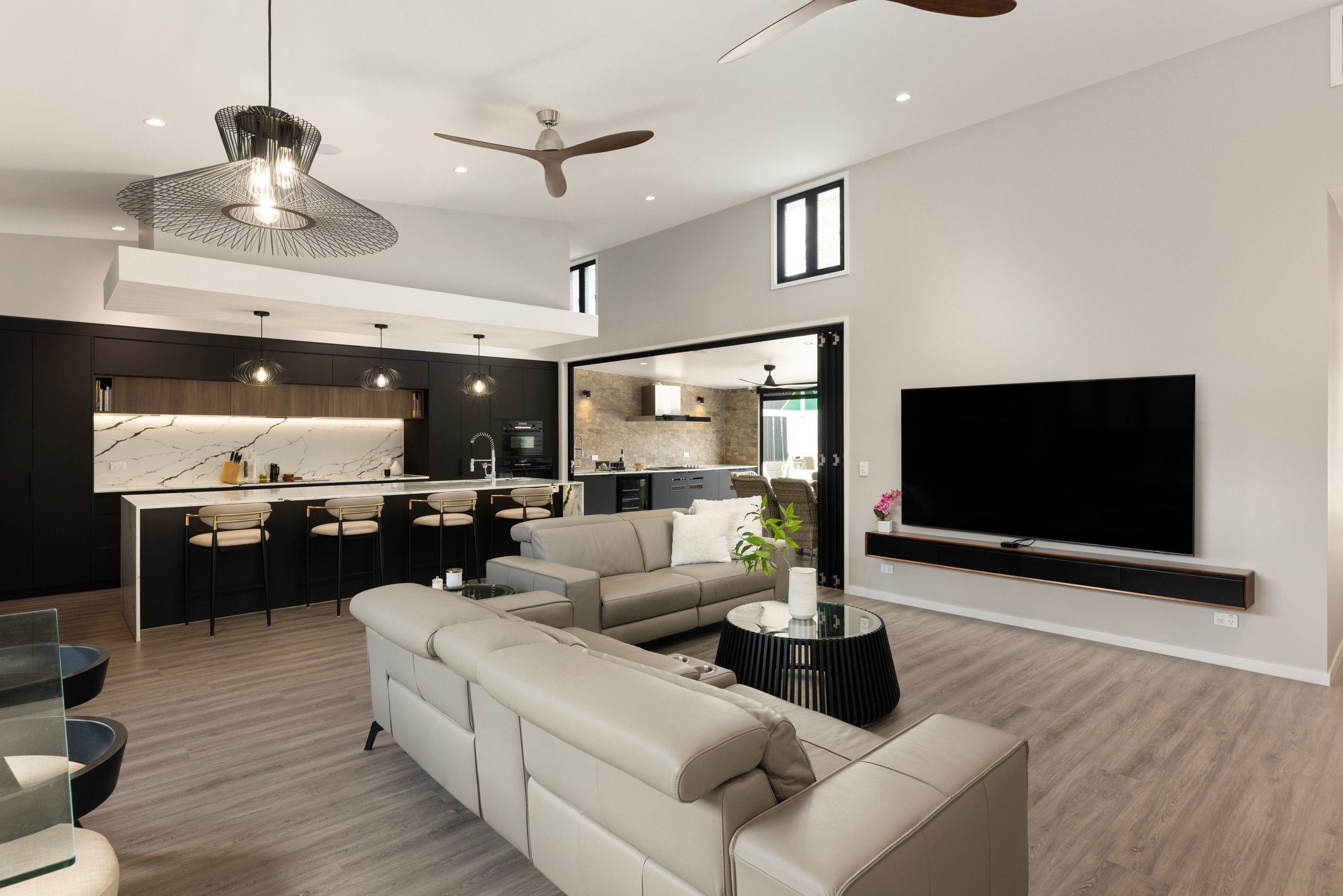 15 Brescia Street, Holland Park West, QLD 4121