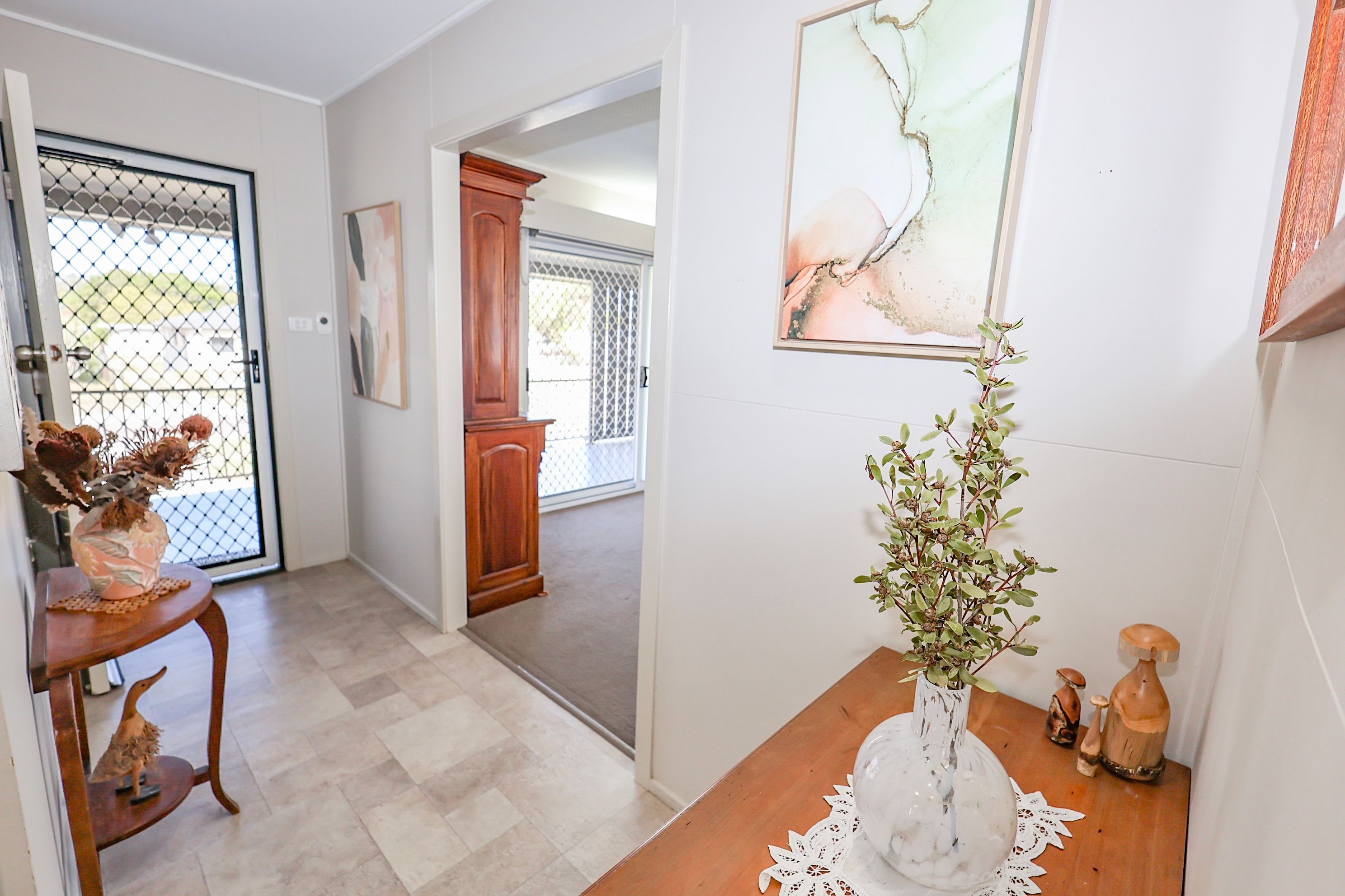 29 Dickson Street — photo 9 of 26
