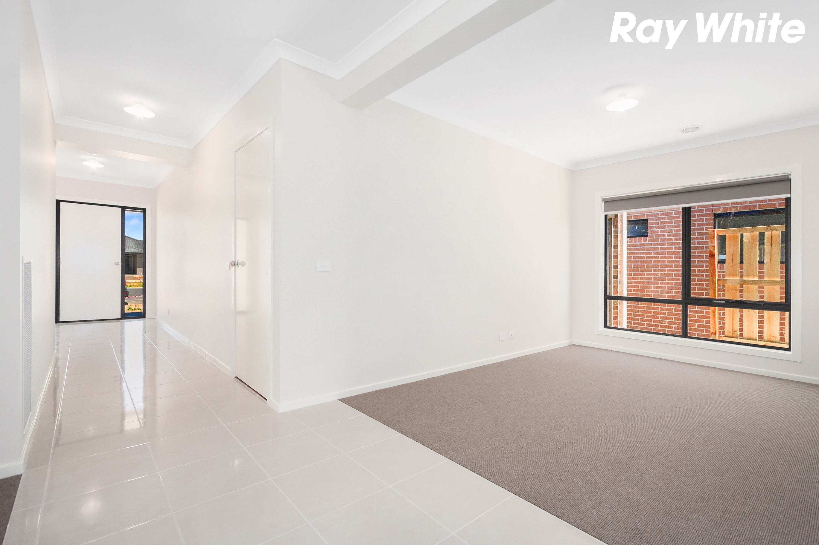 35 Skylark Boulevard, CLYDE NORTH, VIC 3978