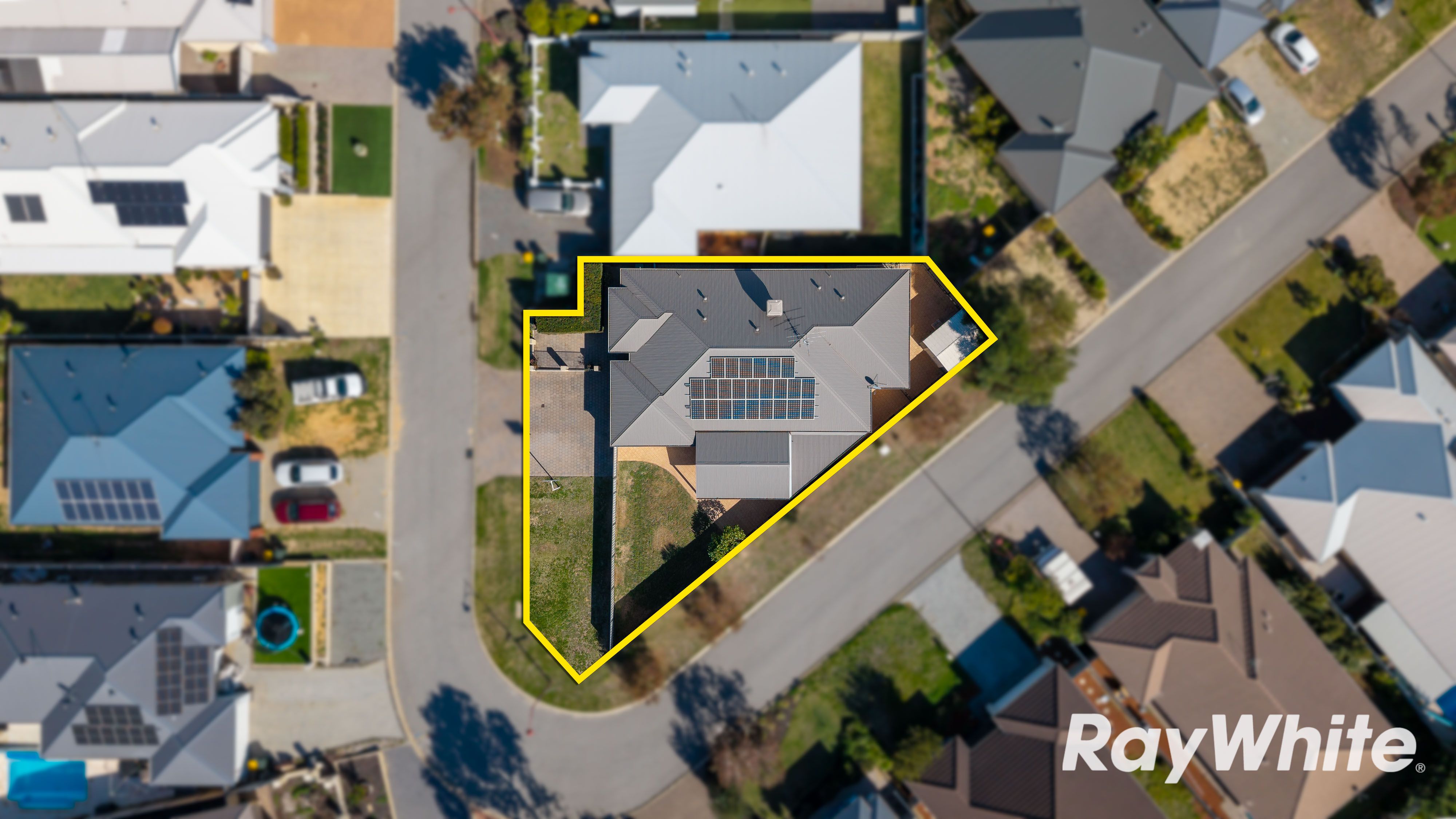 21 Highland Crescent, Meadow Springs, WA 6210