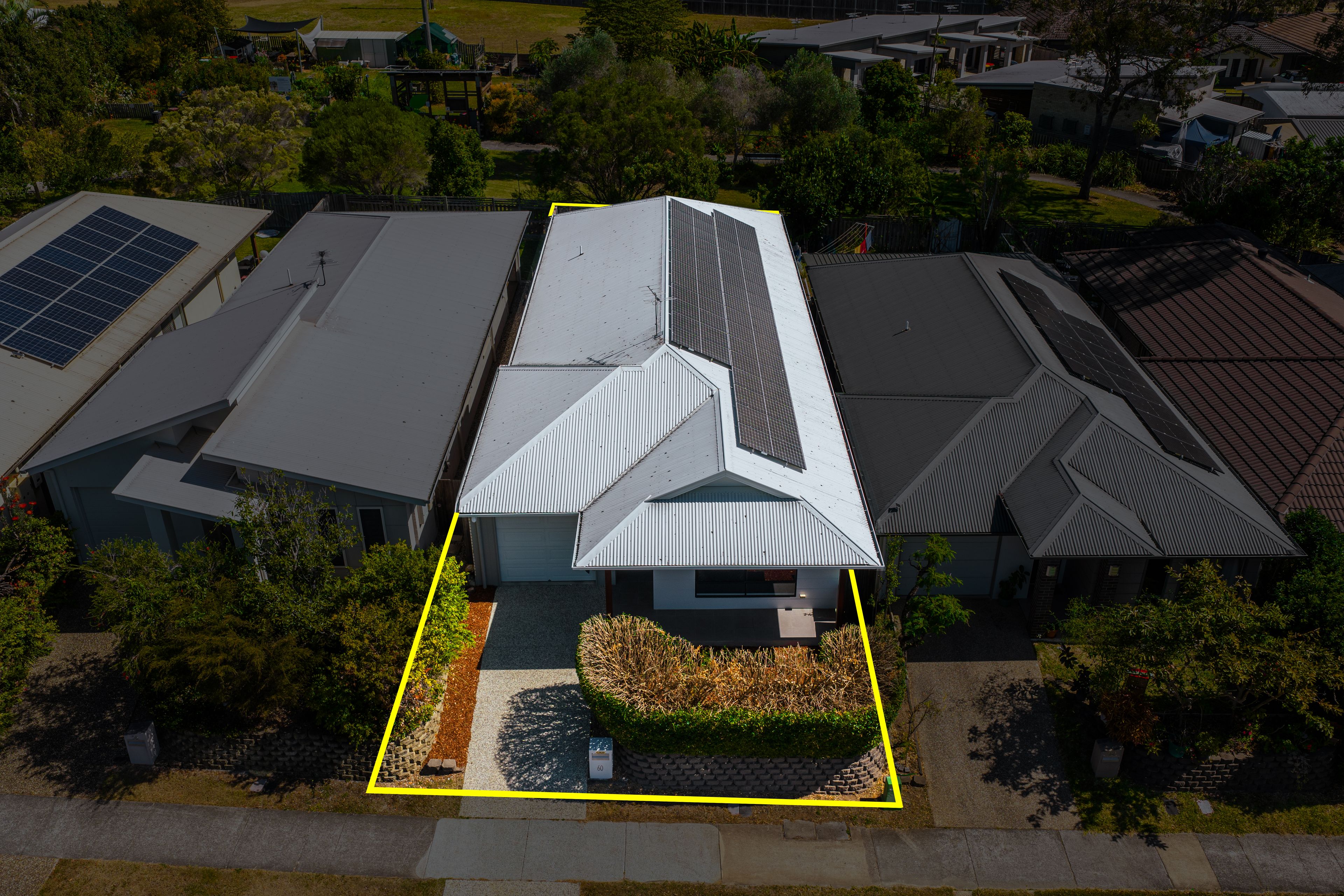60 Mount Kaputar Avenue — photo 14 of 15