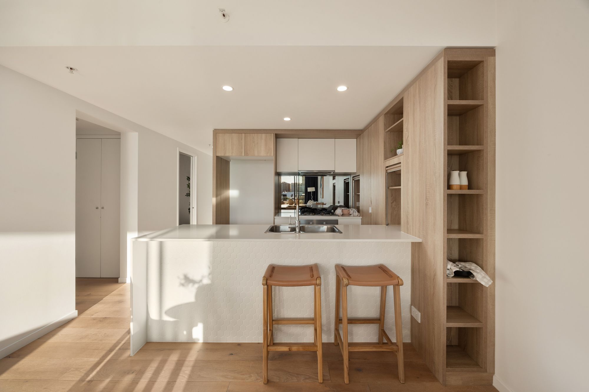 907/60 Doggett Street — photo 4 of 17