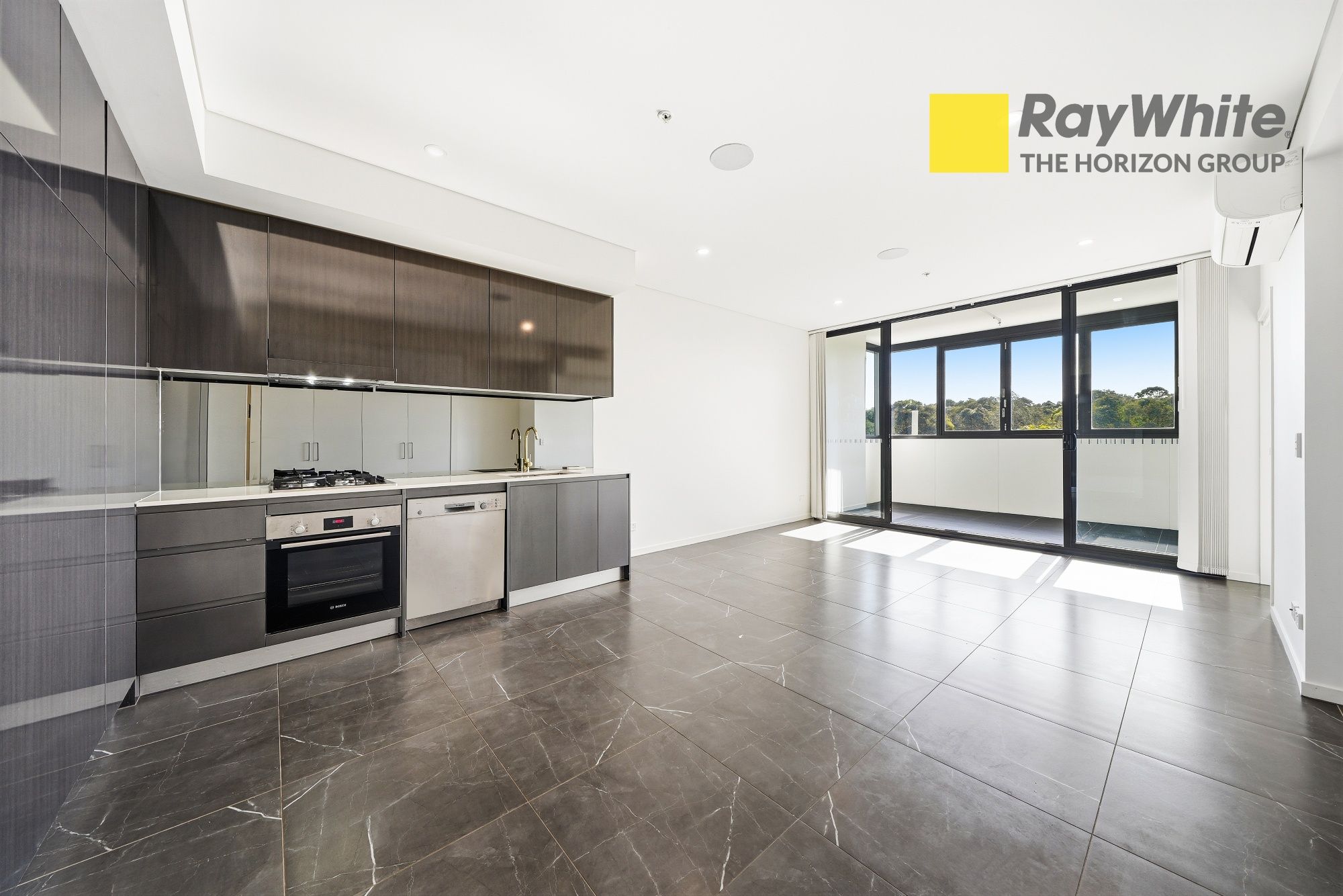 9092/5 Bennelong Parkway — photo 8 of 25