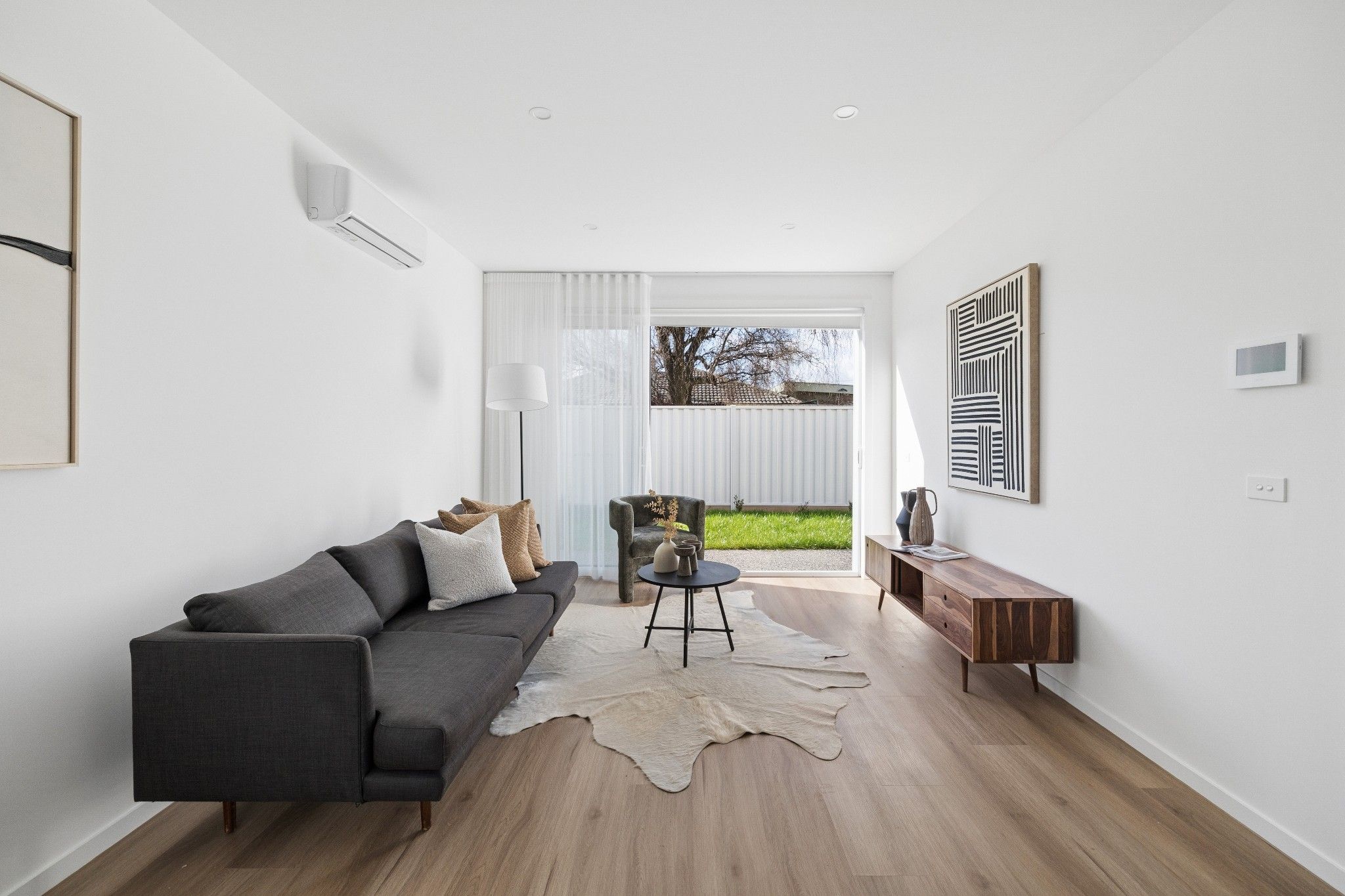 2/43 Dumbarton Street, Reservoir, VIC 3073