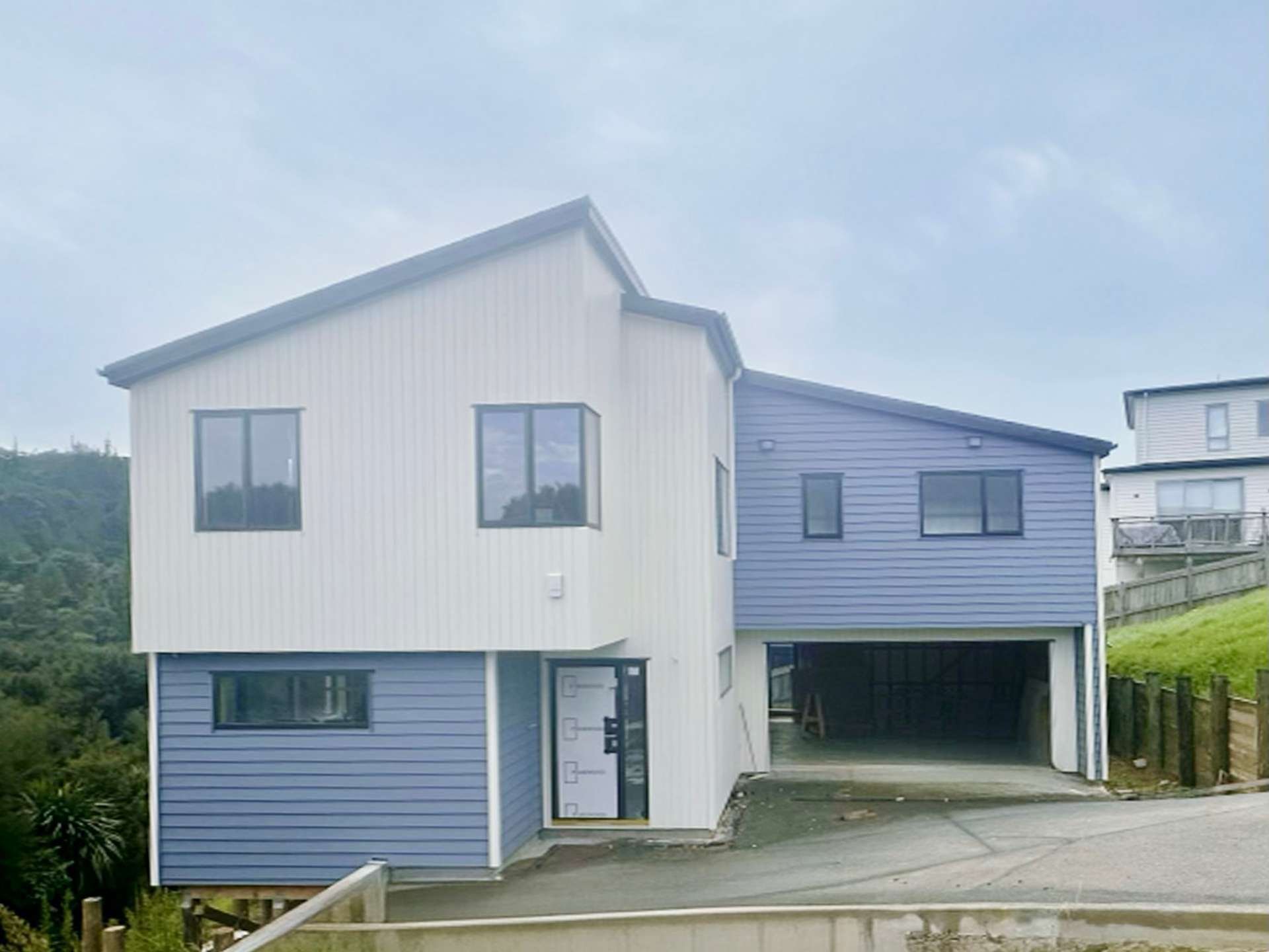 57 Pacific Heights Road photo 0